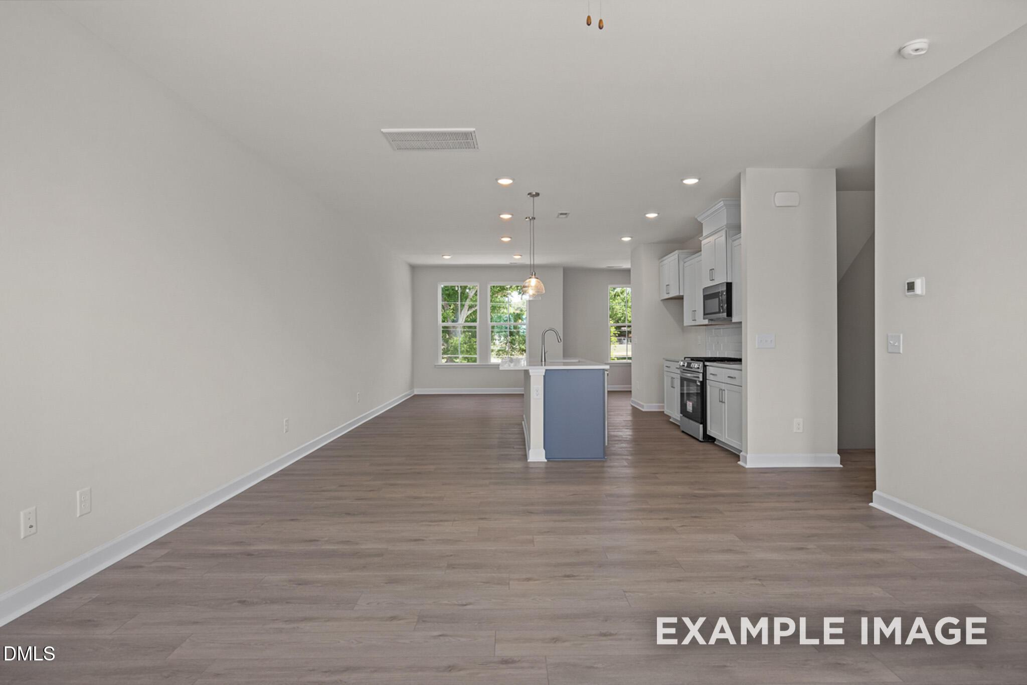 Image 6 of Davidson Homes' New Home at 405 Bahia Drive