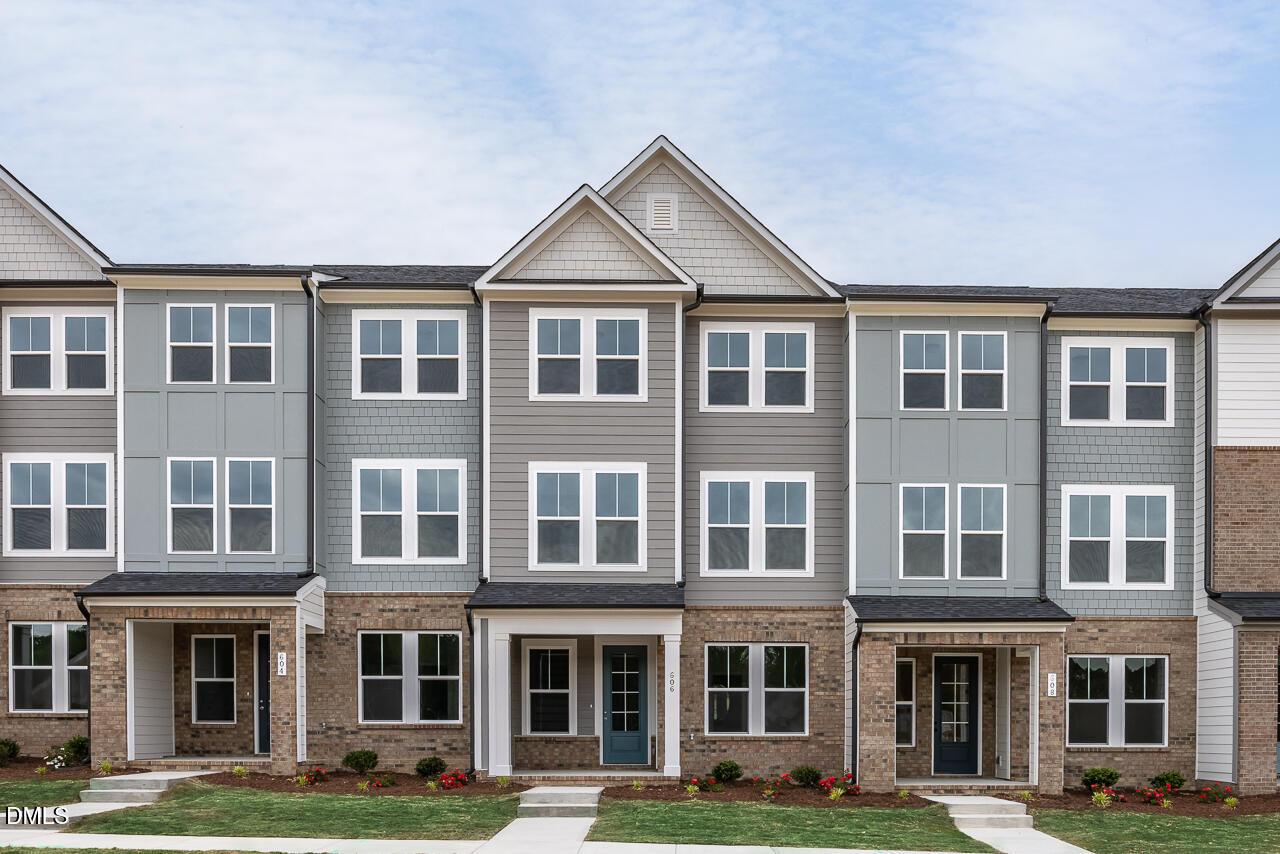 Image 2 of Davidson Homes' New Home at 606 Thatch Lane