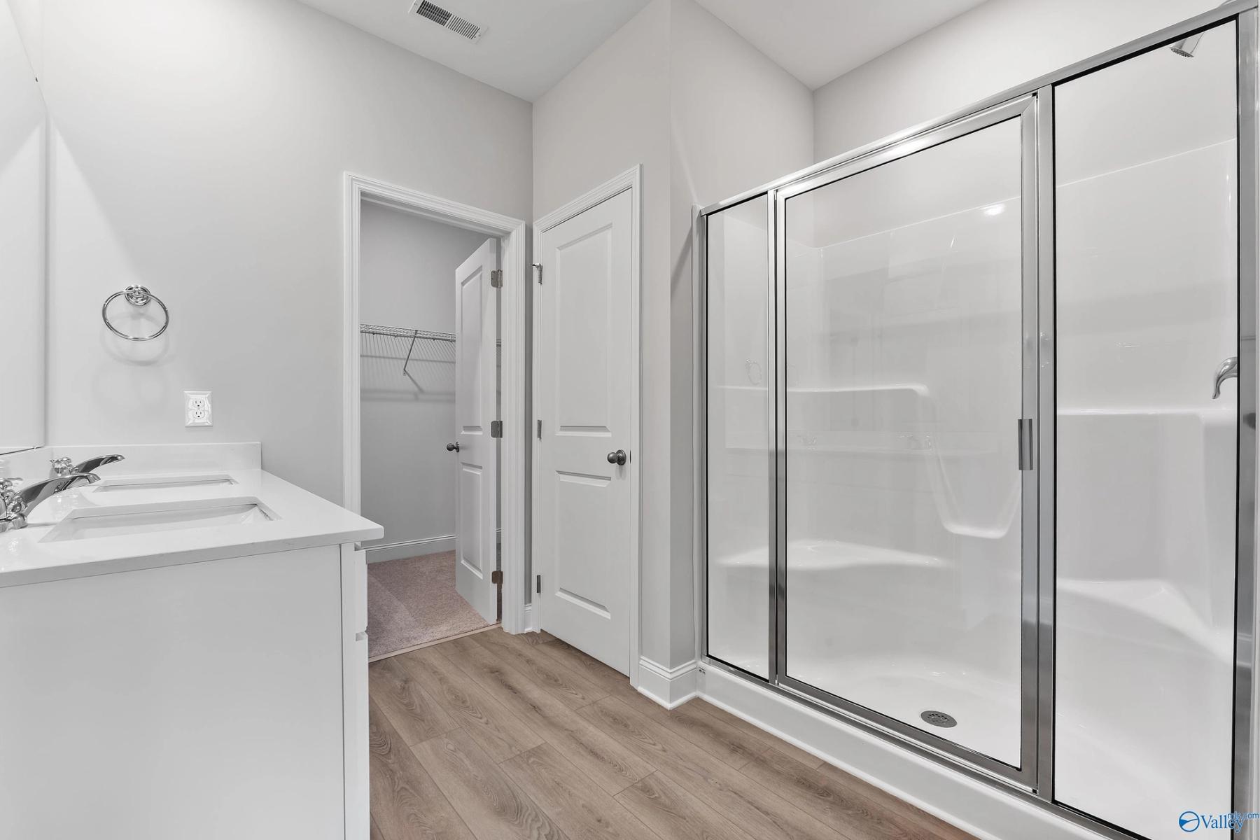 Image 3 of Davidson Homes' New Home at 219 Pine Island Avenue