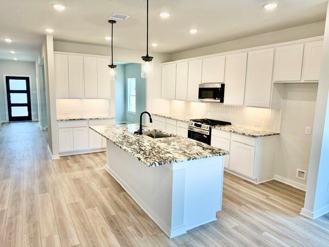 Image 4 of Davidson Homes' New Home at 18707 Durango Plains Trail