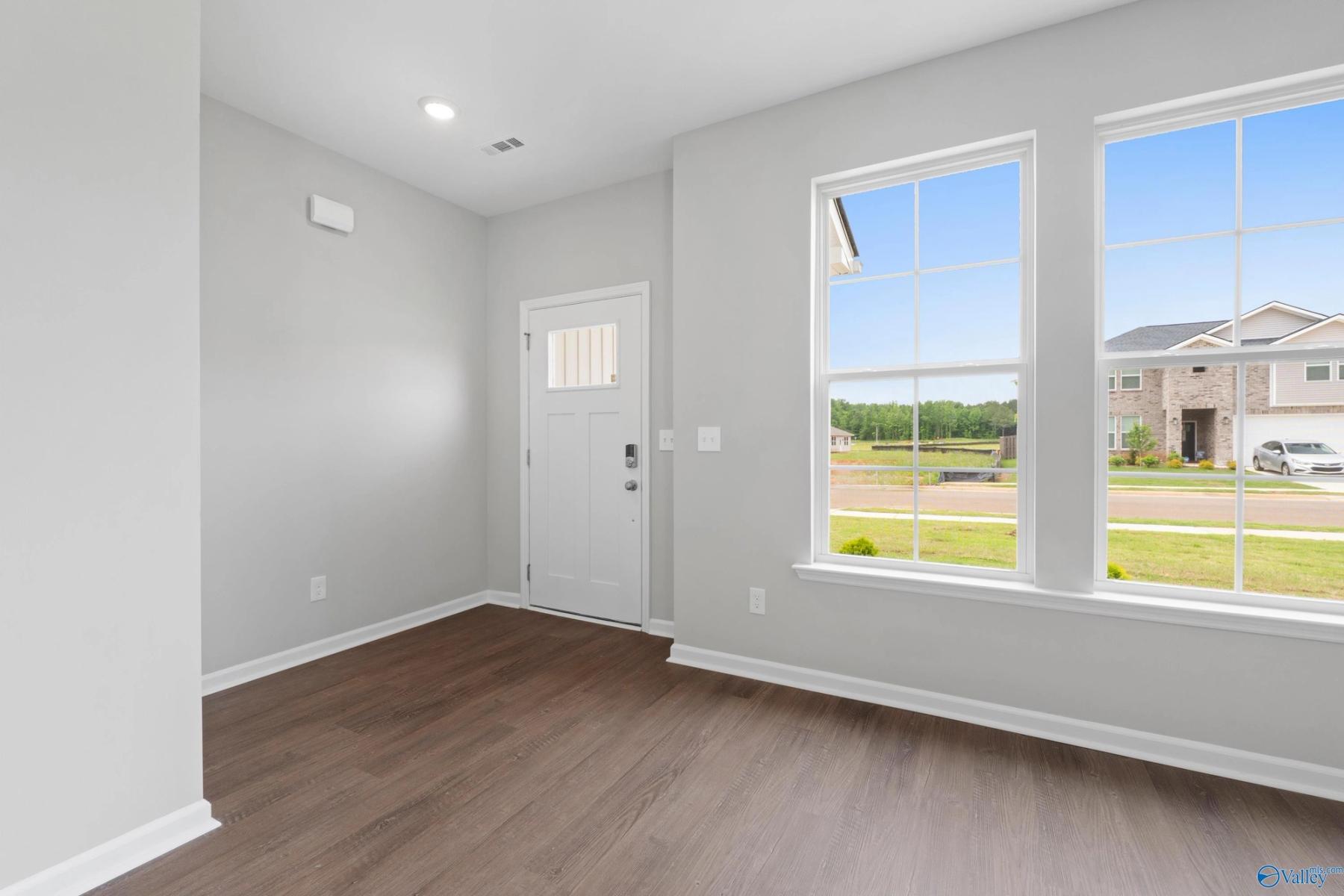 Image 8 of Davidson Homes' New Home at 115 Plum Tree Lane