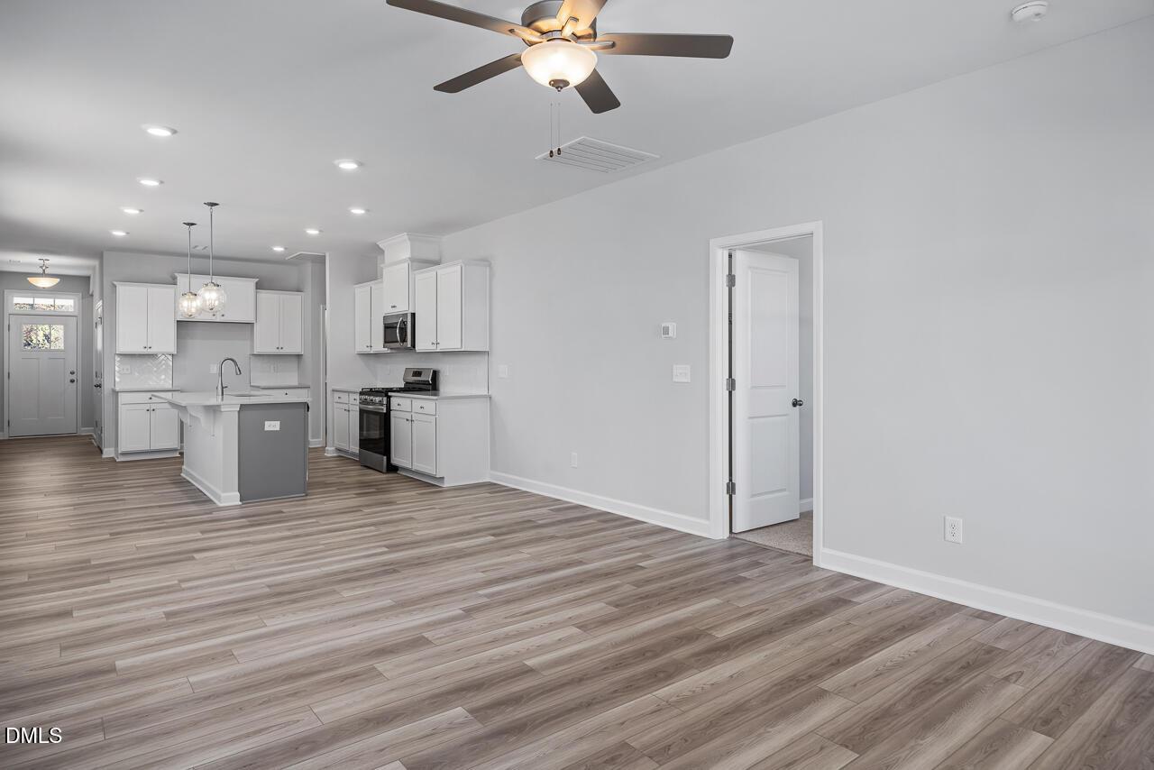Image 6 of Davidson Homes' New Home at 314 Gregory Village Drive