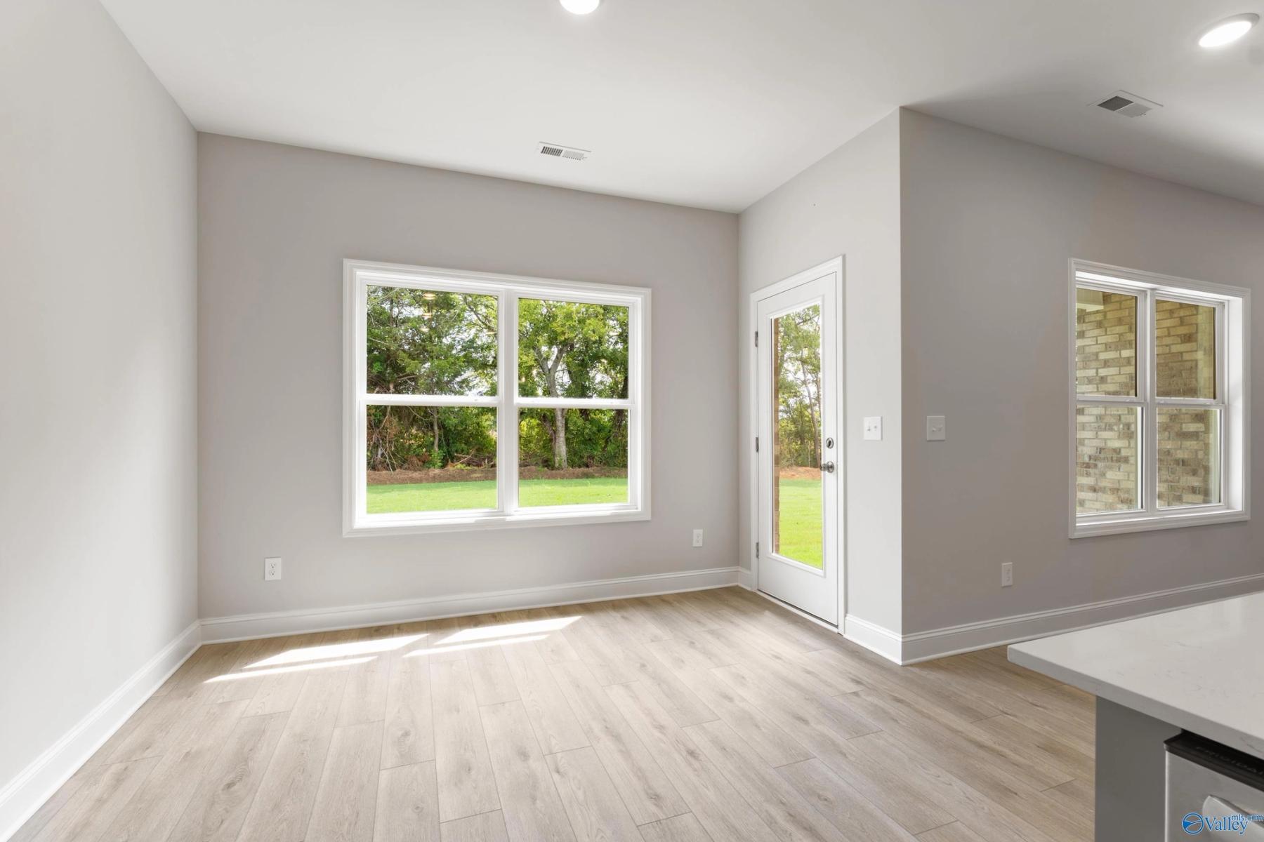 Image 18 of Davidson Homes' New Home at 153 Ivy Vine Drive