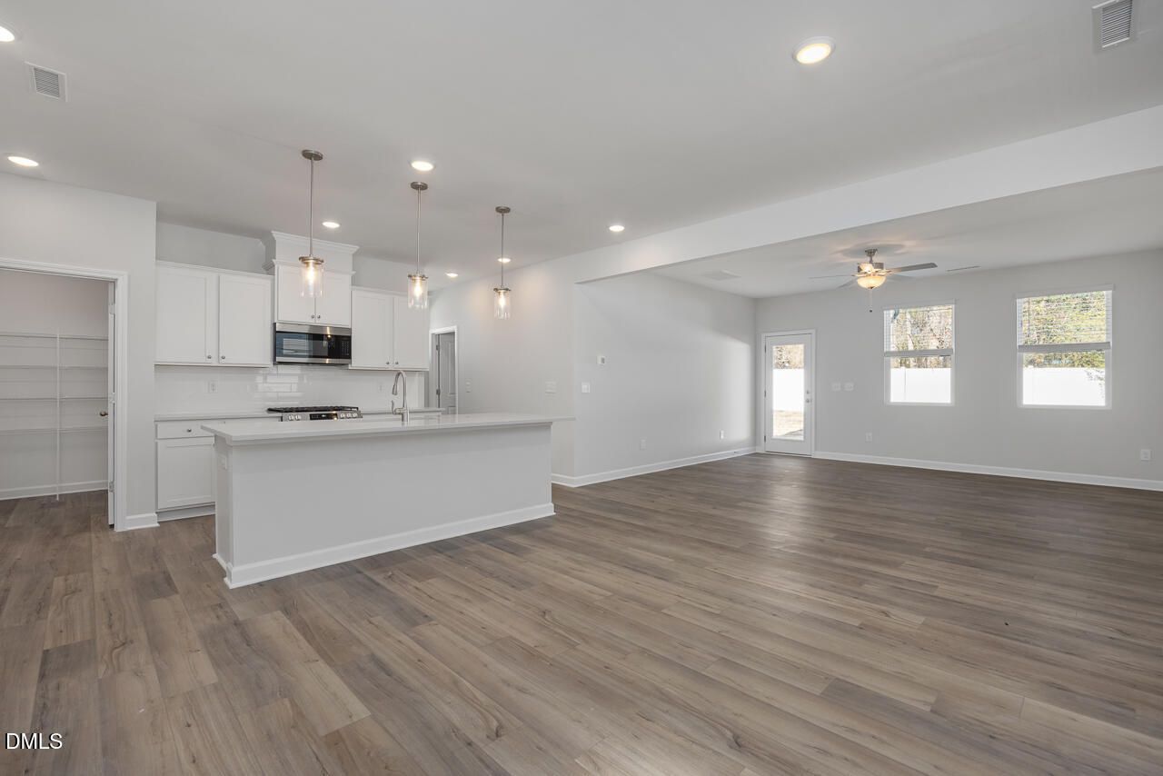 Image 3 of Davidson Homes' New Home at 276 Gregory Village Drive