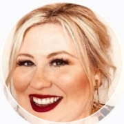 Amanda Hall Headshot