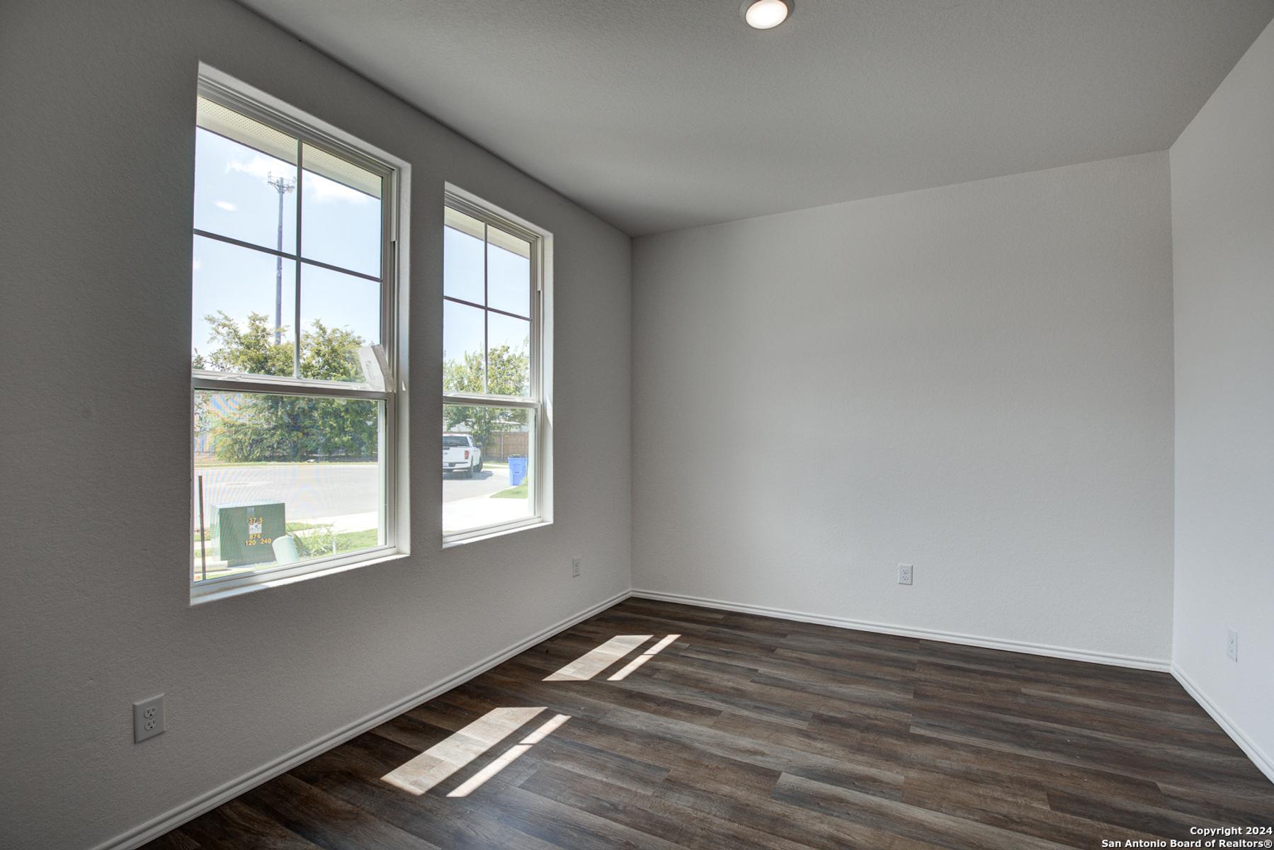 Image 6 of Davidson Homes' New Home at 208 Drew Circle