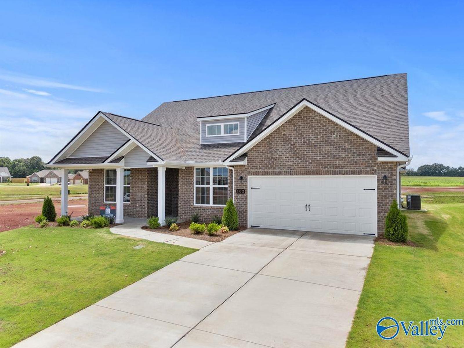 Image 23 of Davidson Homes' New Home at 102 Goodwood Lane