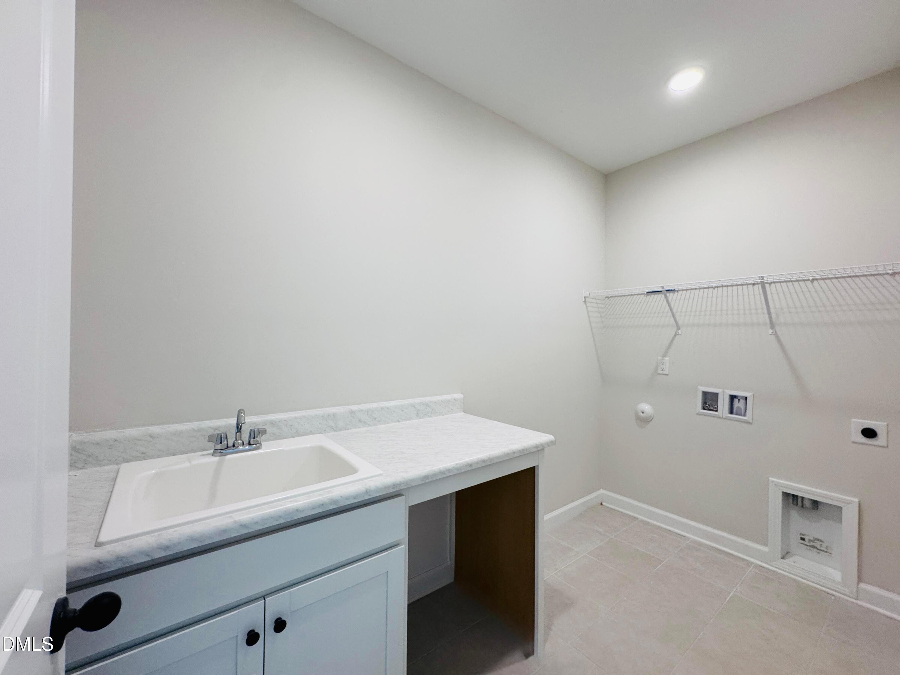 Image 13 of Davidson Homes' New Home at 808 Carpet Grass Avenue
