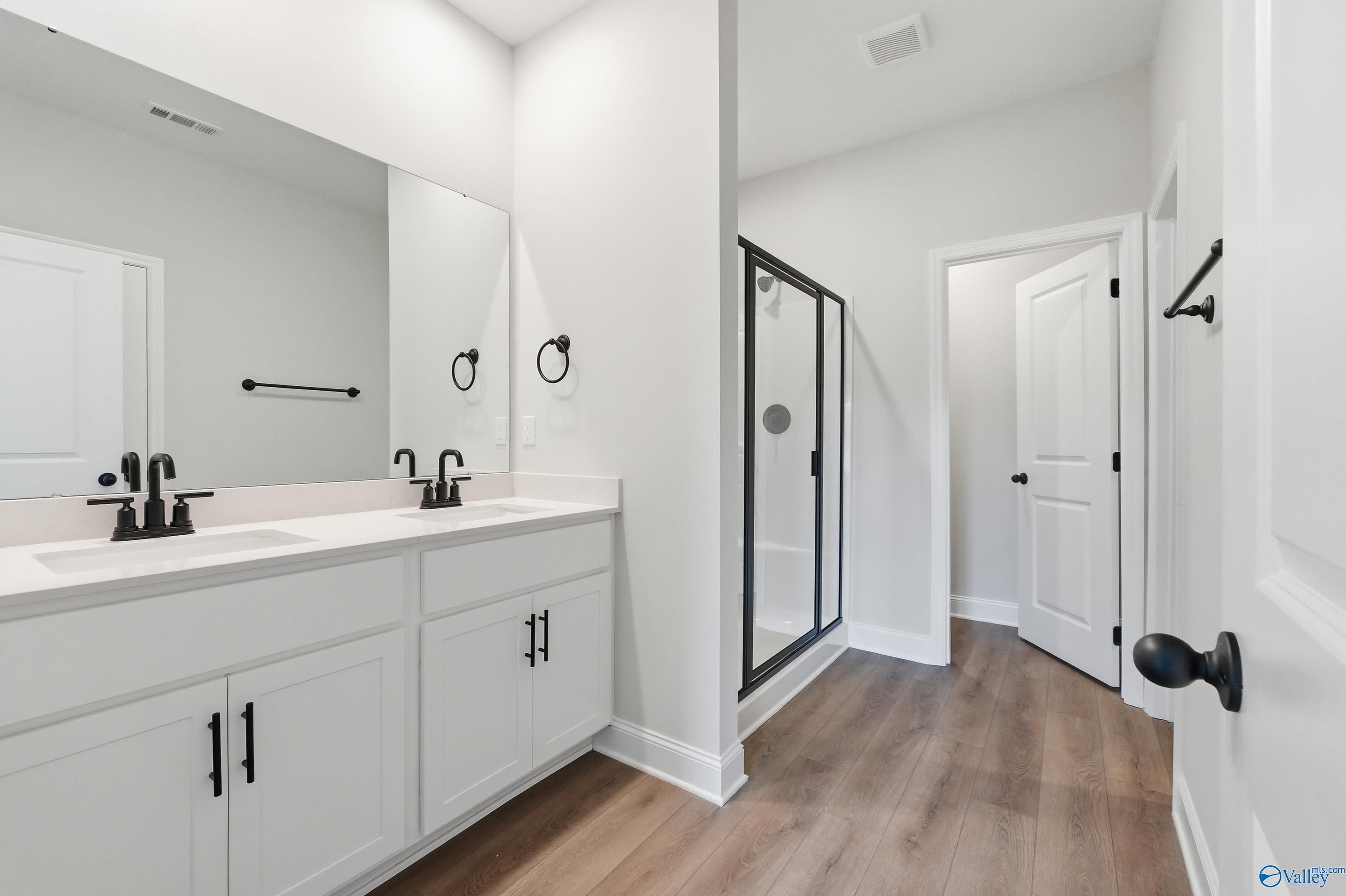 Image 5 of Davidson Homes' New Home at 114 Plum Tree Lane