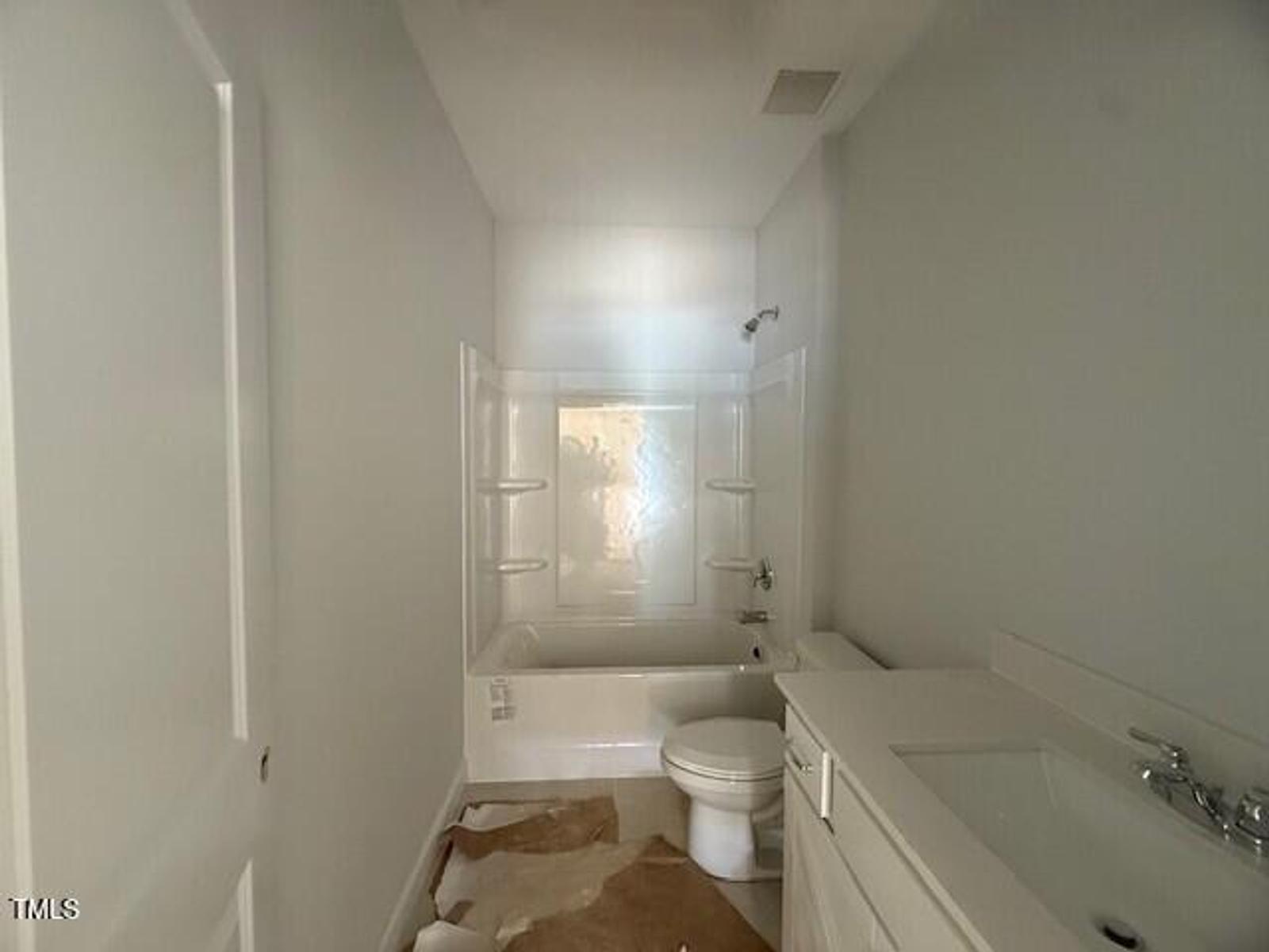 Image 13 of Davidson Homes' New Home at 268 Gregory Vlg Drive