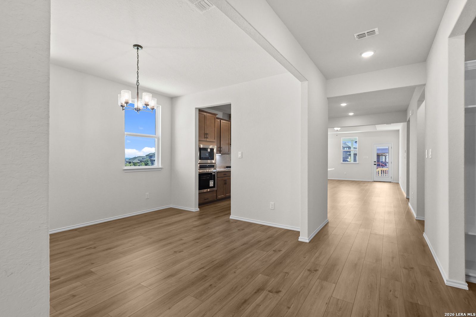 Image 6 of Davidson Homes' New Home at 6618 Comanche Valley