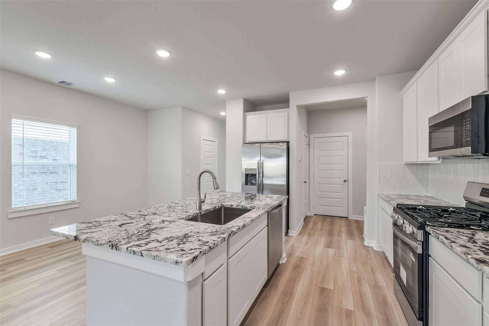 Image 11 of Davidson Homes' New Home at 8546 Blueberry Ash Street