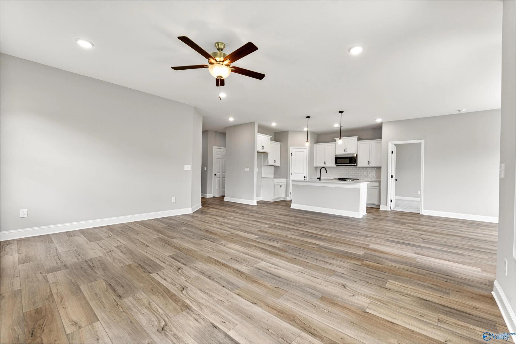 Image 2 of Davidson Homes' New Home at 169 River Pointe Drive