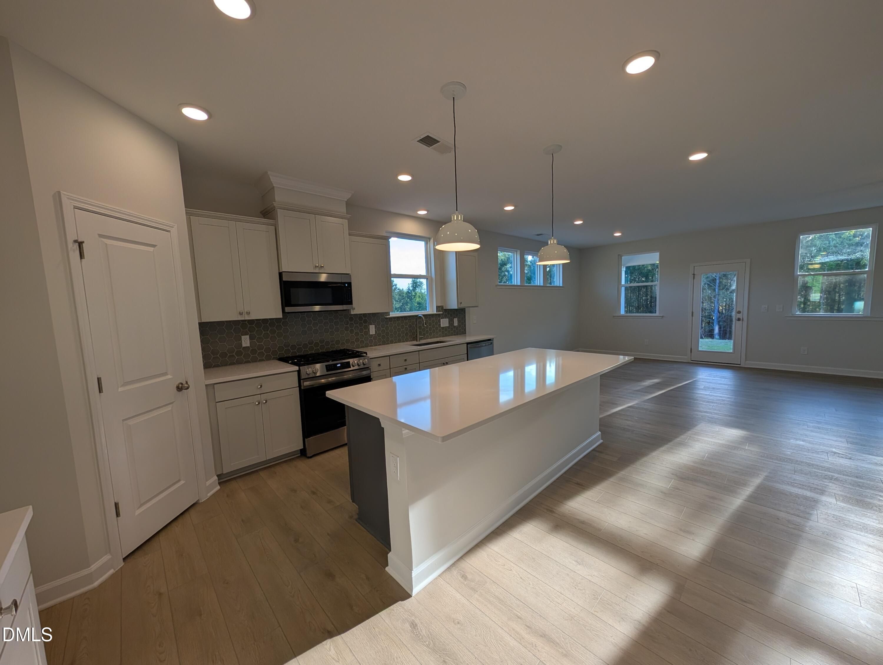 Image 8 of Davidson Homes' New Home at 905 Diana Victoria Court