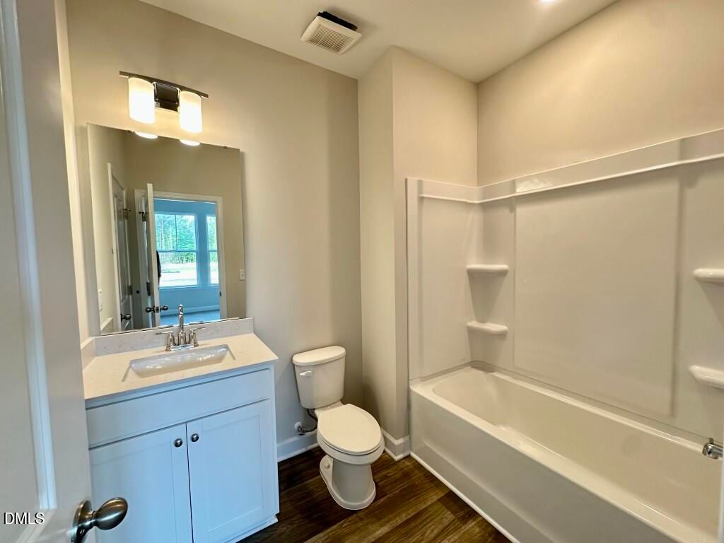 Image 5 of Davidson Homes' New Home at 604 Thatch Lane