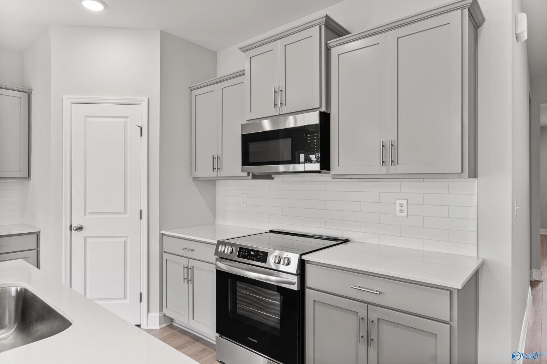 Image 7 of Davidson Homes' New Home at 171 River Pointe Drive