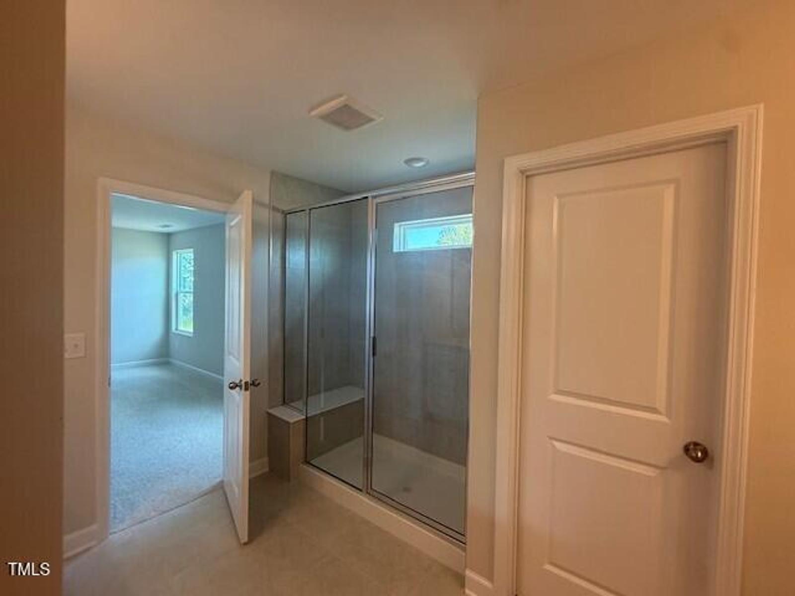 Image 18 of Davidson Homes' New Home at 307 Gregory Village Drive