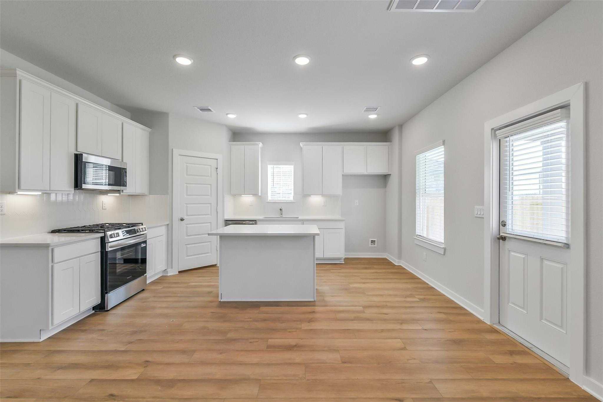 Image 20 of Davidson Homes' New Home at 20 Courageous Side Way