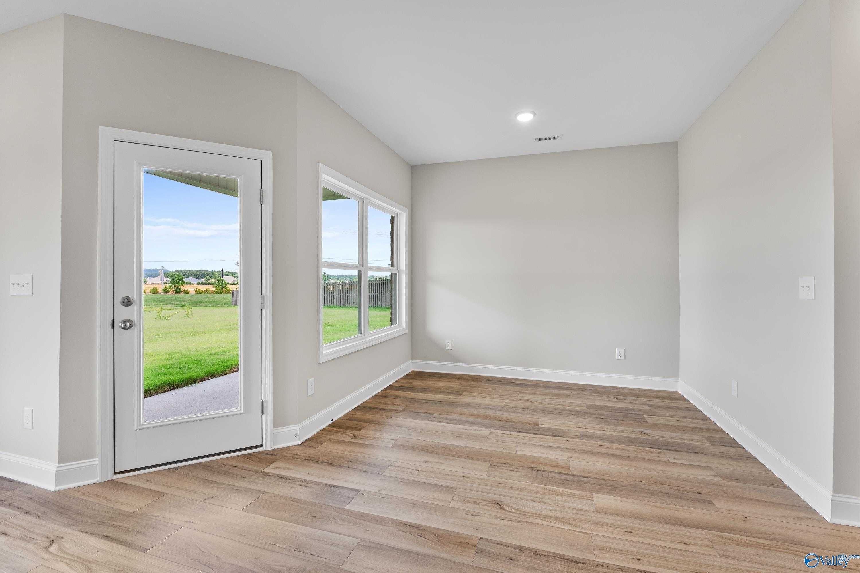 Image 16 of Davidson Homes' New Home at 29471 Canoe Circle