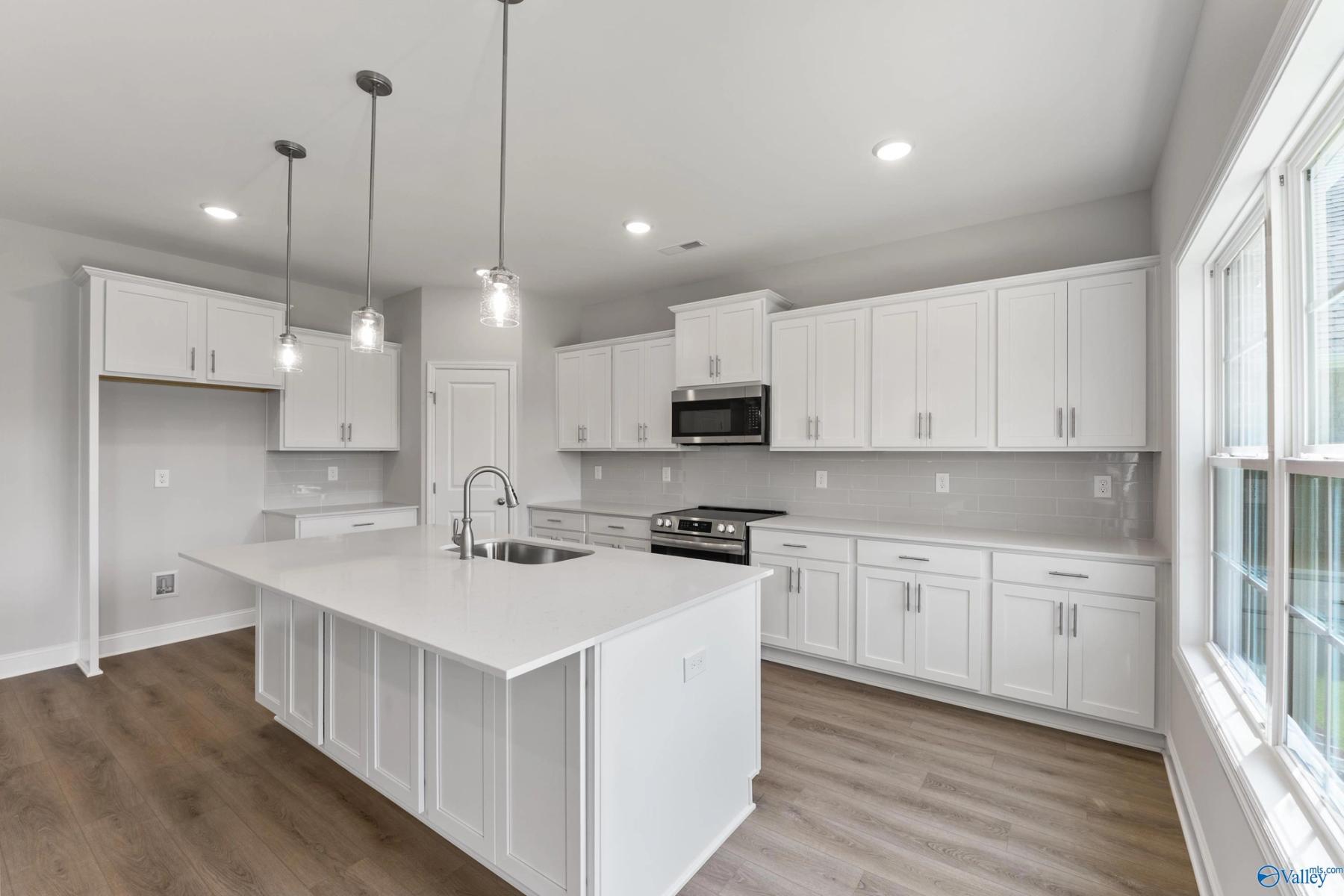 Image 10 of Davidson Homes' New Home at 226 White Horse Way