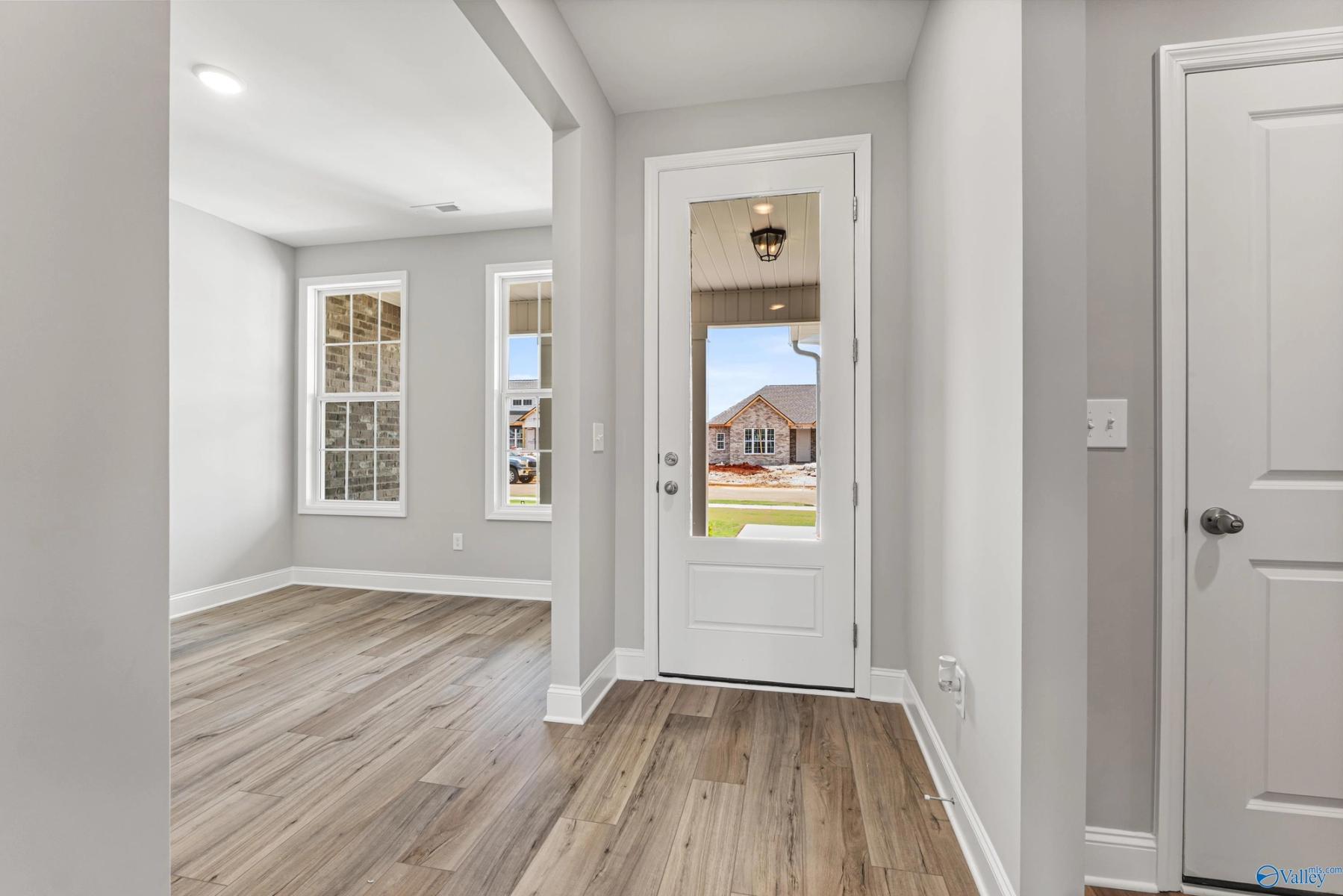 Image 7 of Davidson Homes' New Home at 105 Lucy Lynn Boulevard
