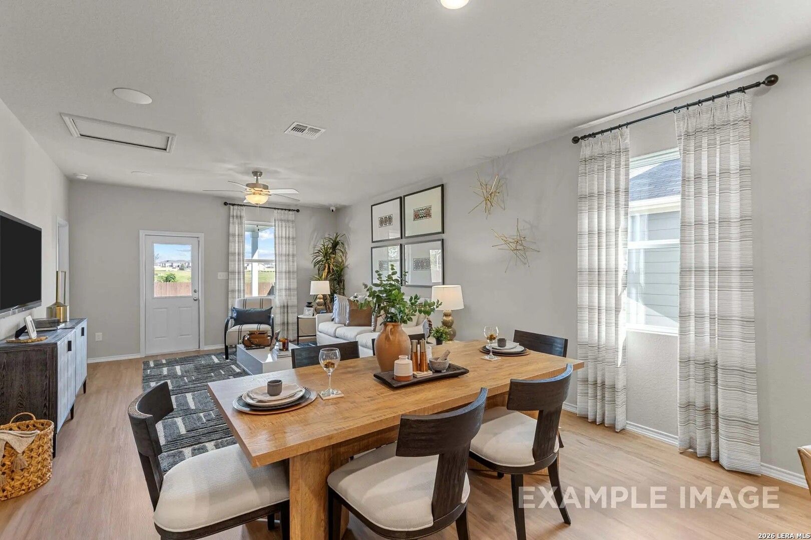 Image 15 of Davidson Homes' New Home at 2502 Pink Pearl Dr