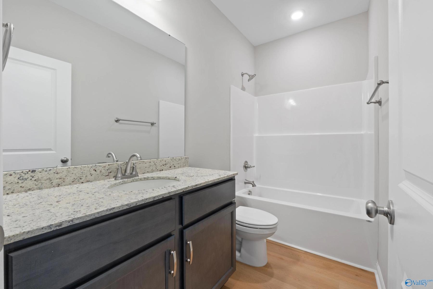Image 10 of Davidson Homes' New Home at 105 Starview Court