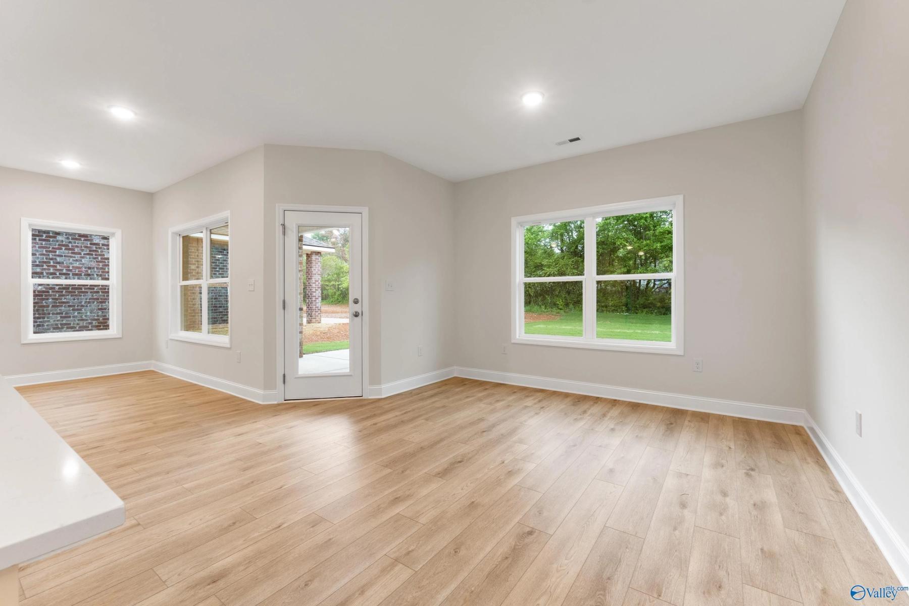 Image 15 of Davidson Homes' New Home at 6204 Achievement Circle