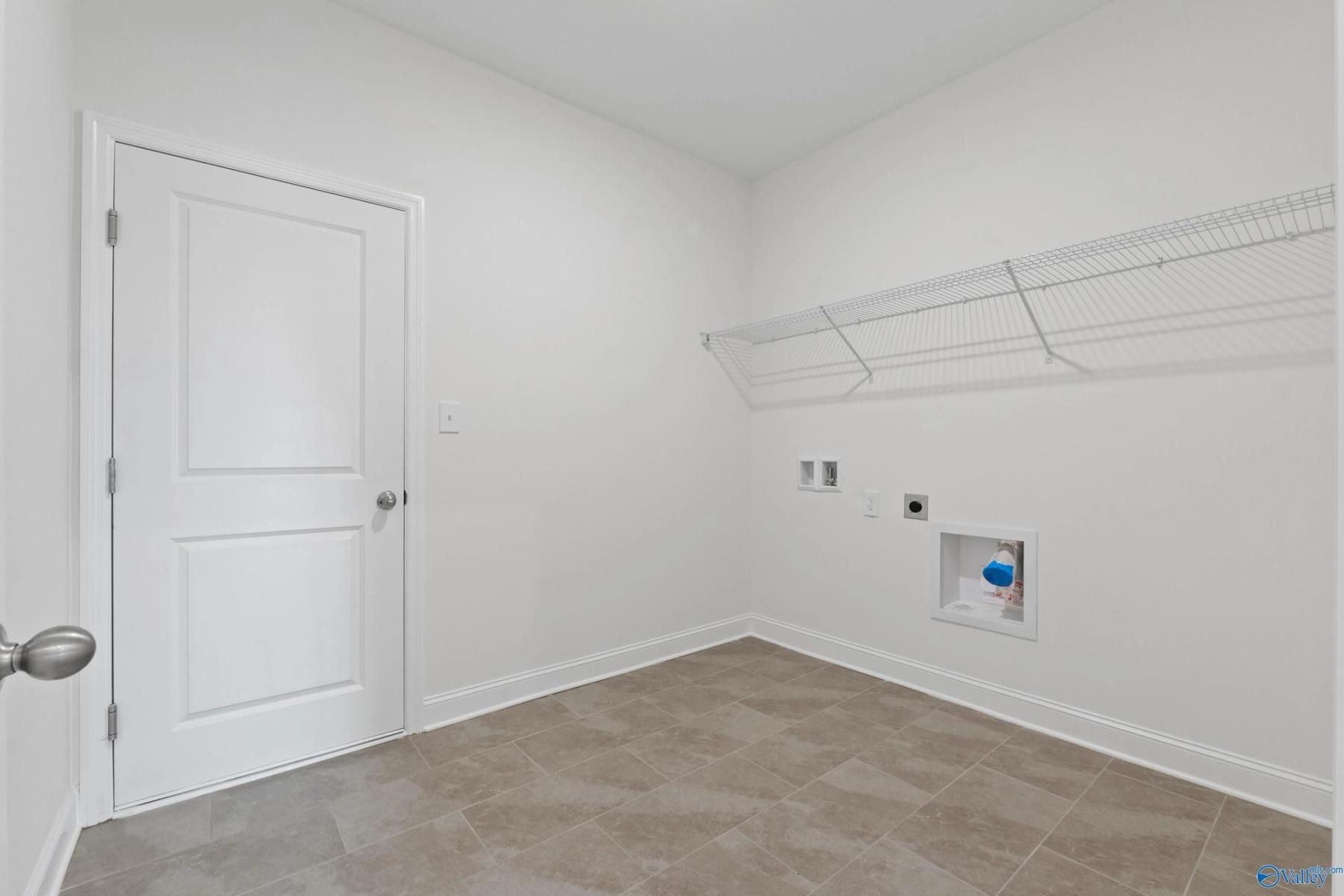 Image 24 of Davidson Homes' New Home at 213 Kendall Farms Boulevard