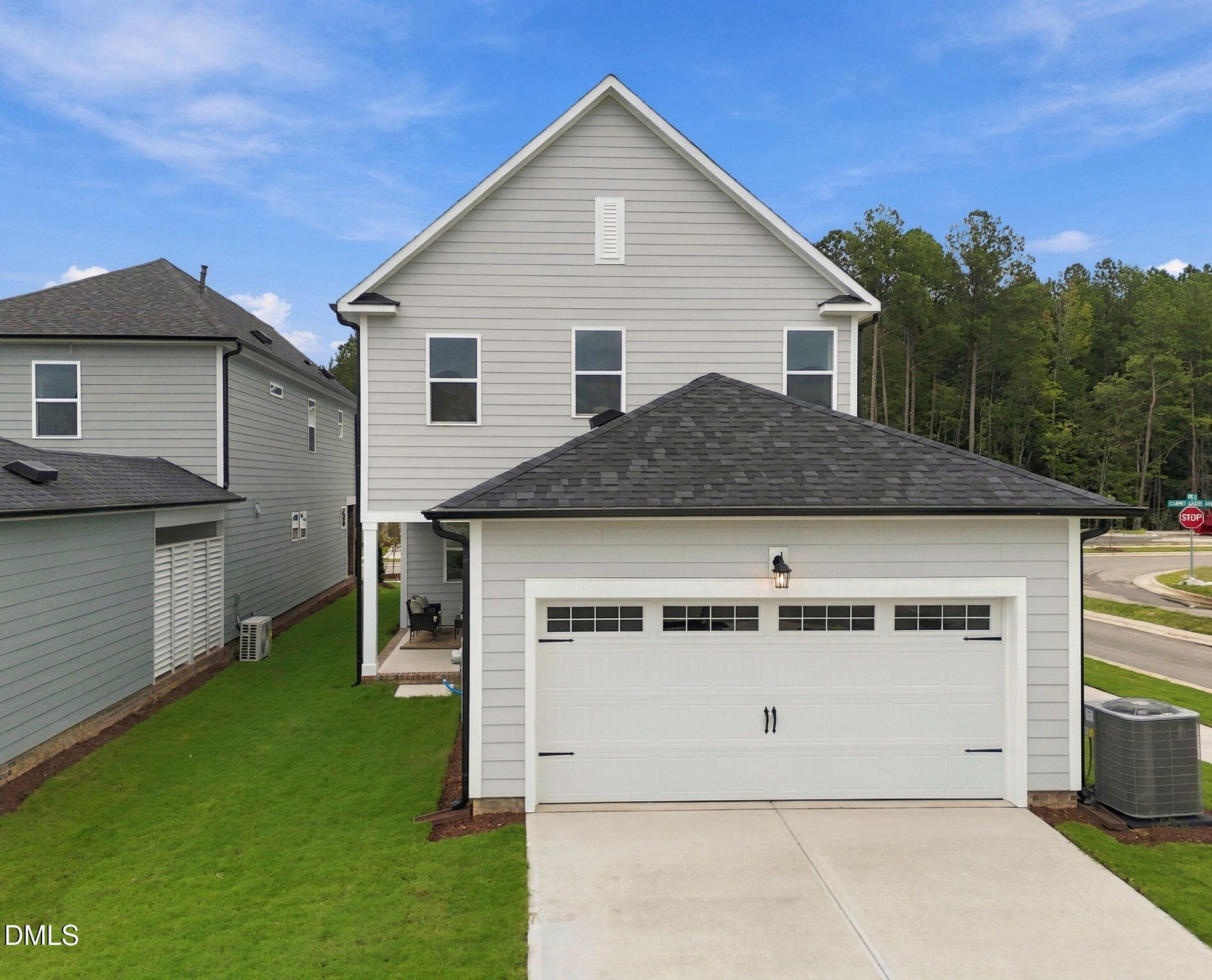 Image 4 of Davidson Homes' New Home at 801 Carpet Grass Avenue