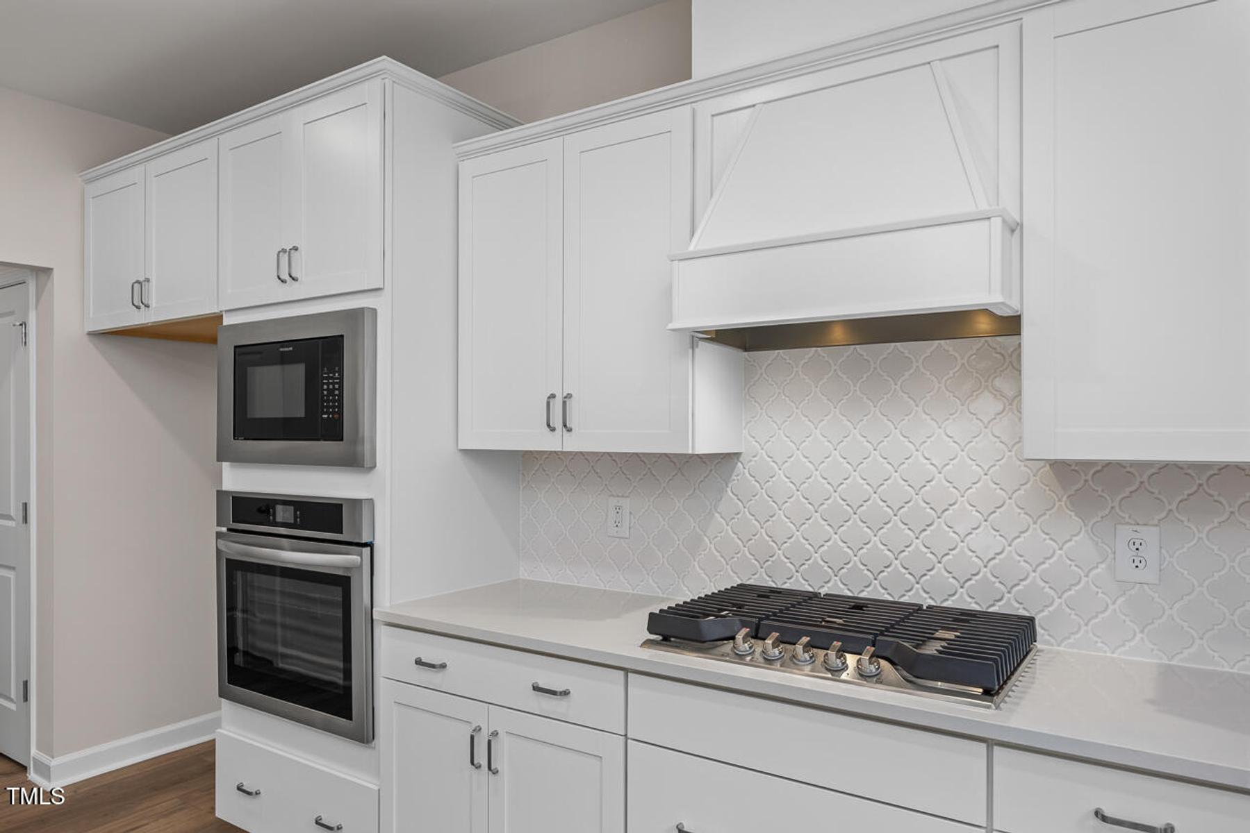 Image 4 of Davidson Homes' New Home at 456 Golden Dragonfly Street