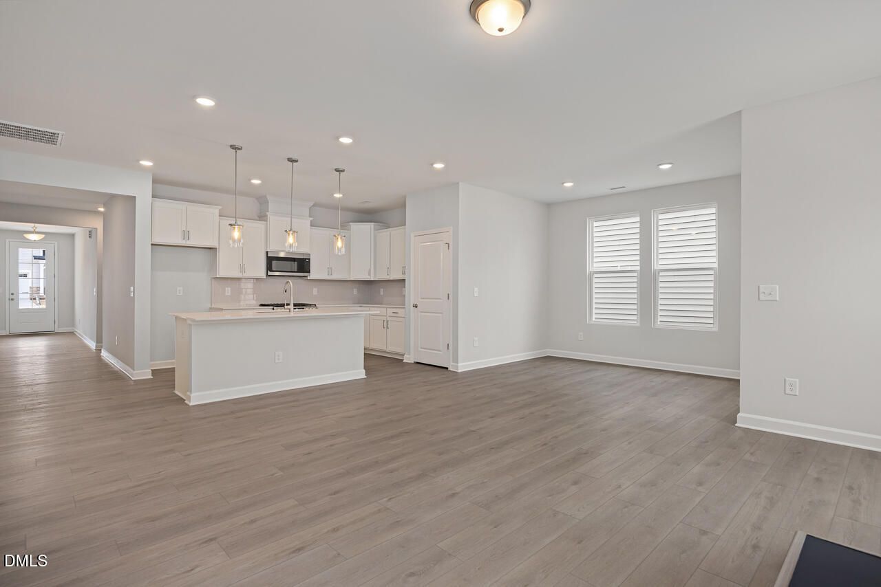 Image 7 of Davidson Homes' New Home at 601 Crescent Wood Trail