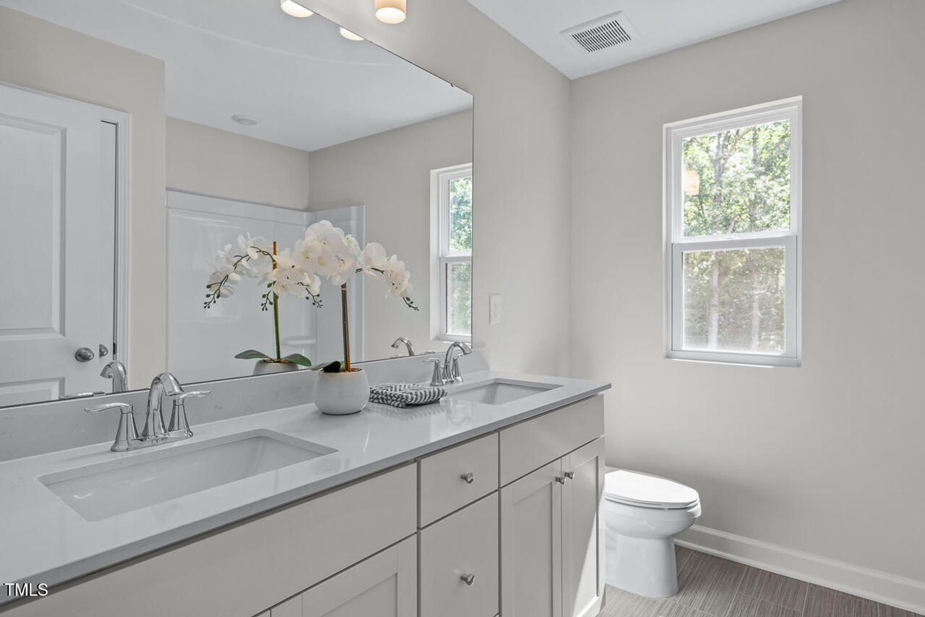 Image 19 of Davidson Homes' New Home at 303 Old Fashioned Way