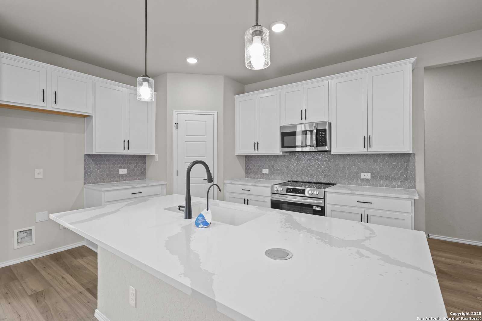 Image 11 of Davidson Homes' New Home at 10215 Red London