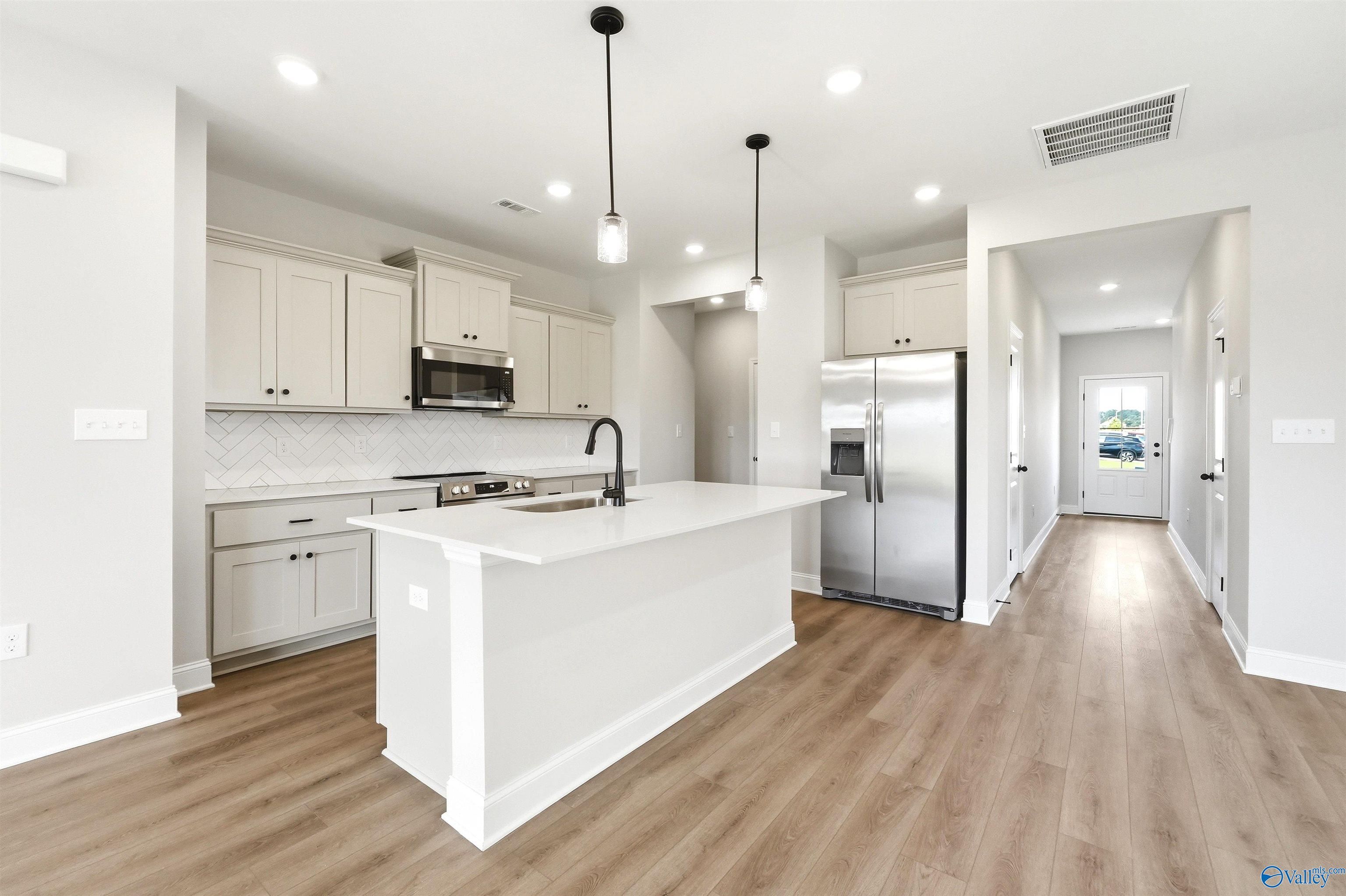 Image 13 of Davidson Homes' New Home at 208 Irish Hill Drive
