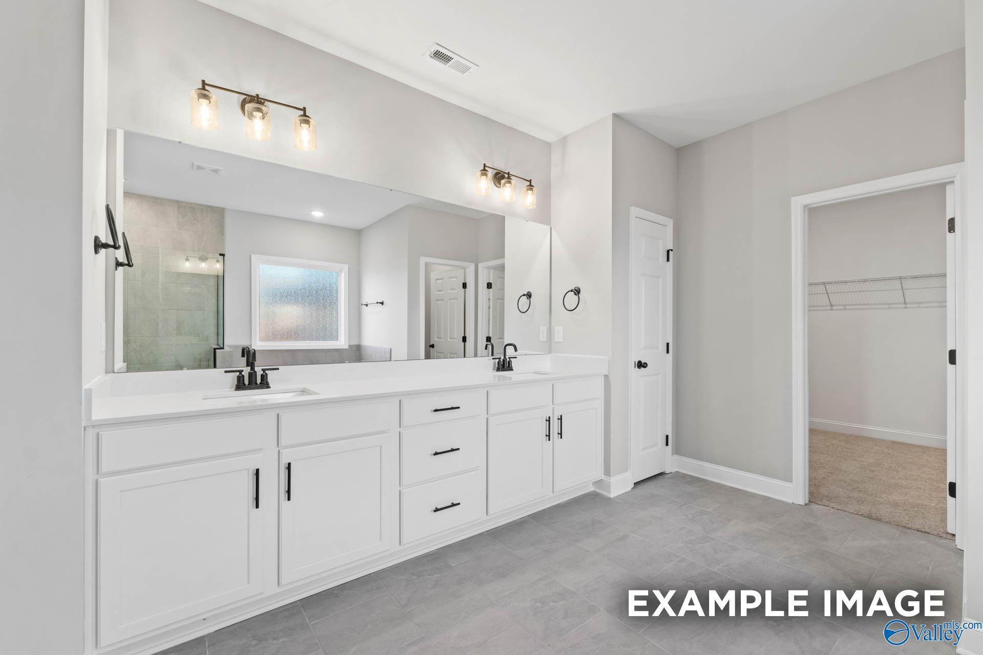 Image 17 of Davidson Homes' New Home at 202 Applewood Court