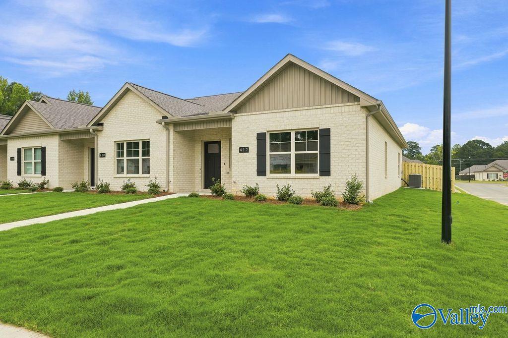 The Camilla B floor plan by Davidson Homes in The Retreat at Cain Park, a 1,453 sq ft home for sale in Hartselle, Alabama.