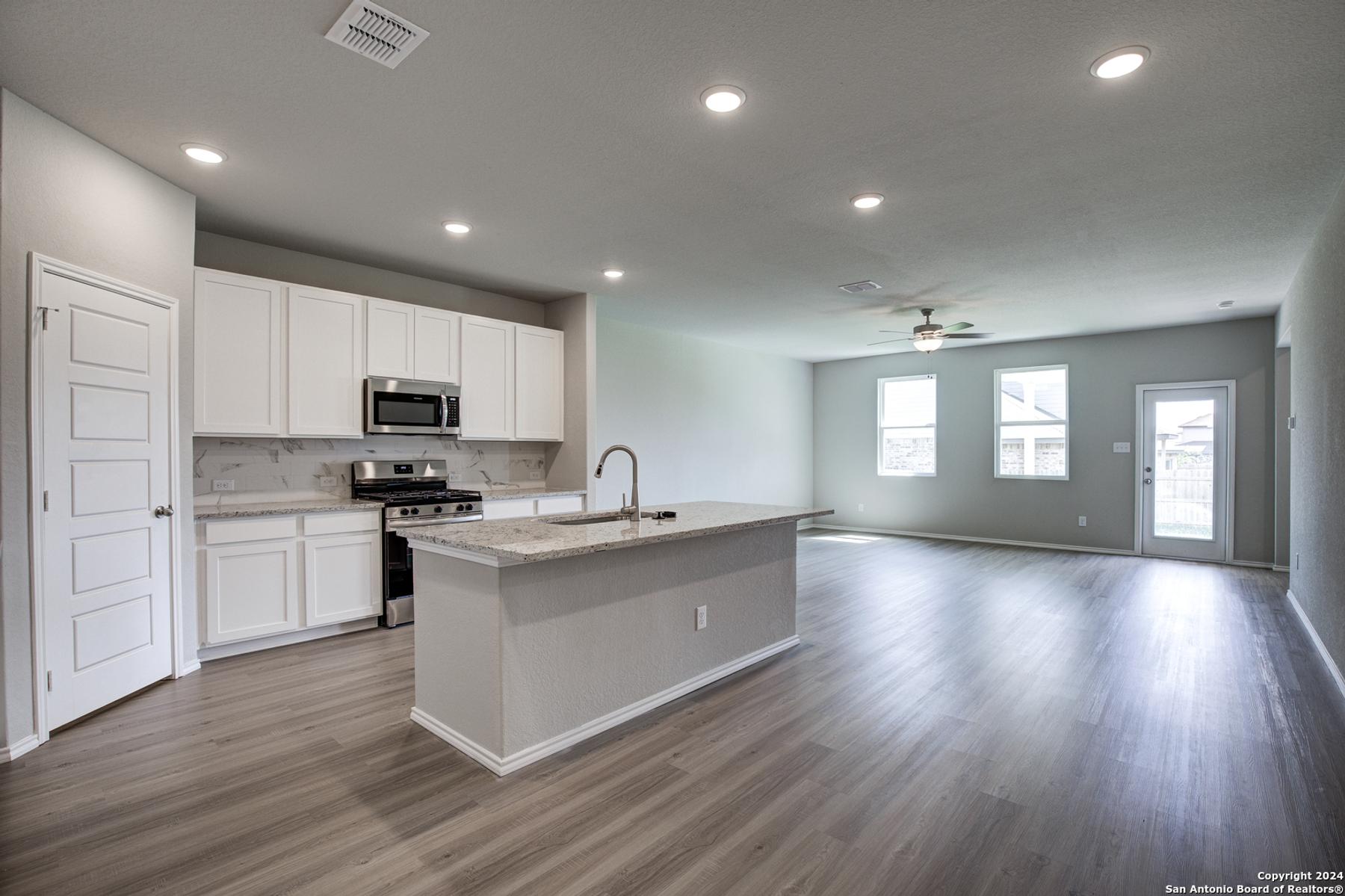 Image 6 of Davidson Homes' New Home at 3424 Meteor Night