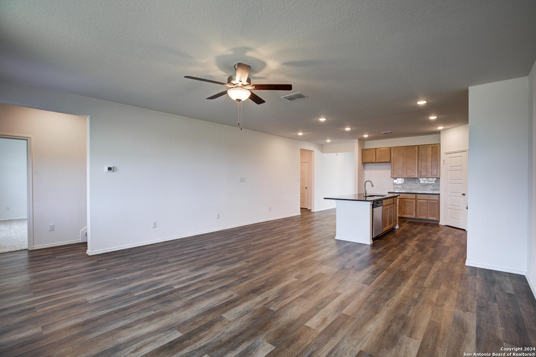 Image 15 of Davidson Homes' New Home at 208 Drew Circle
