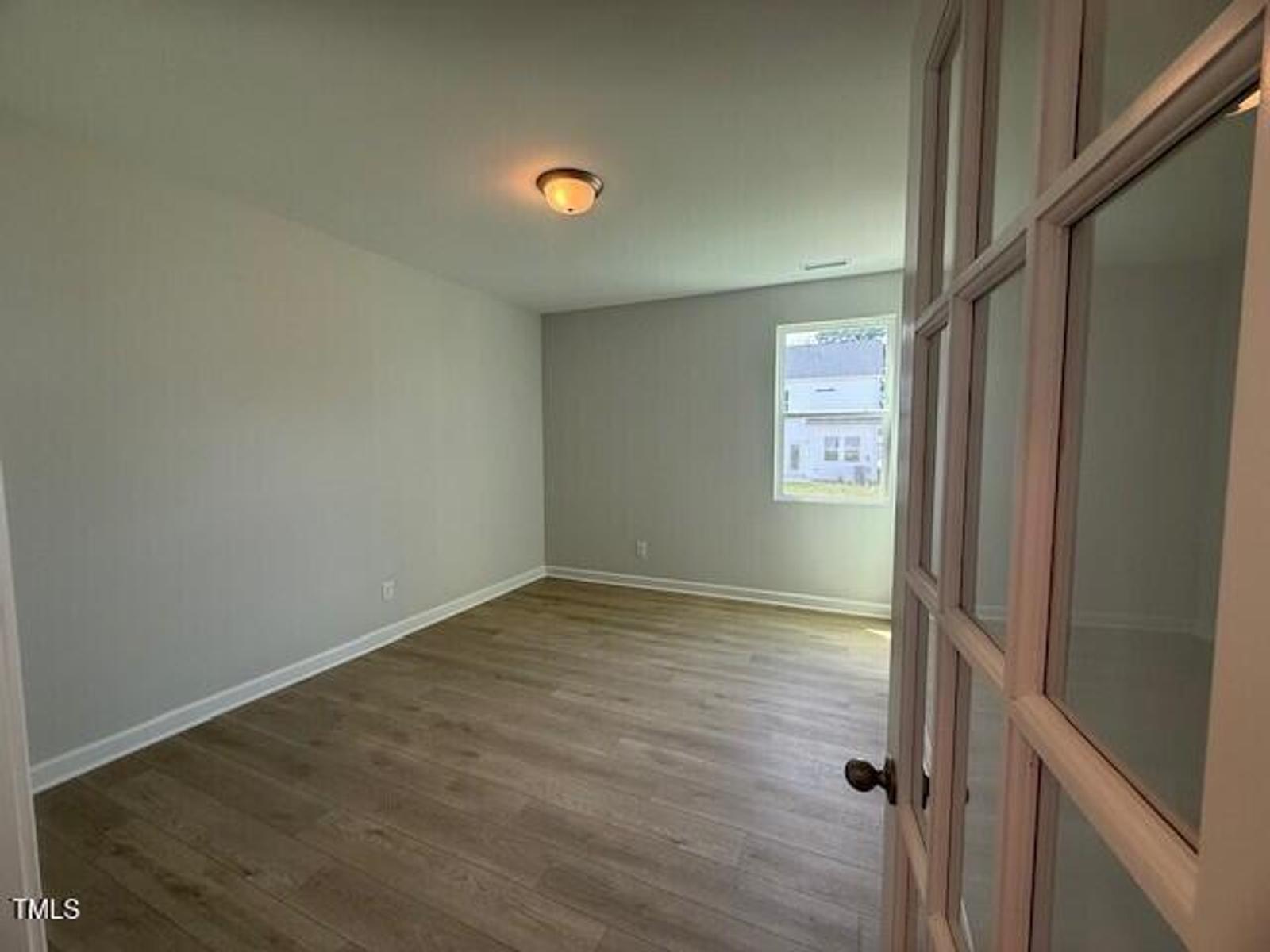 Image 6 of Davidson Homes' New Home at 301 Gregory Village Drive