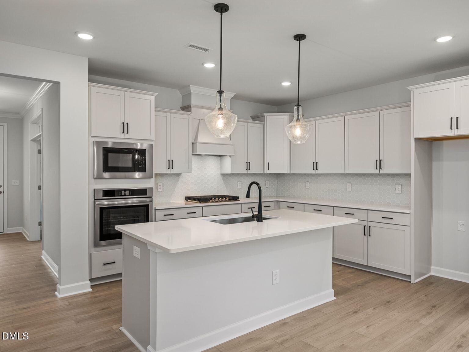 Image 8 of Davidson Homes' New Home at 712 Dragonfly Pond Way