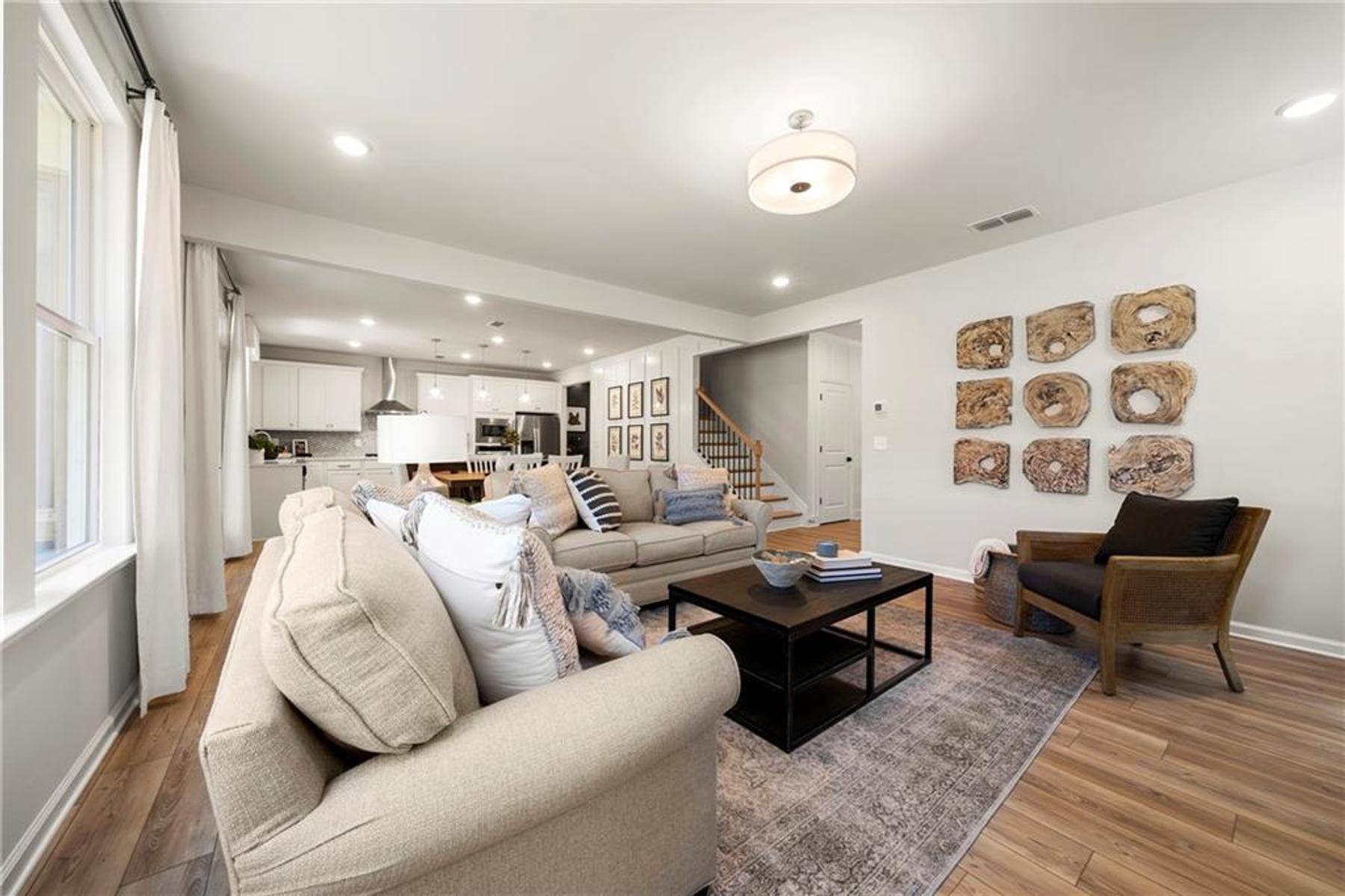 Image 18 of Davidson Homes' New Home at 392 Riverwood Drive