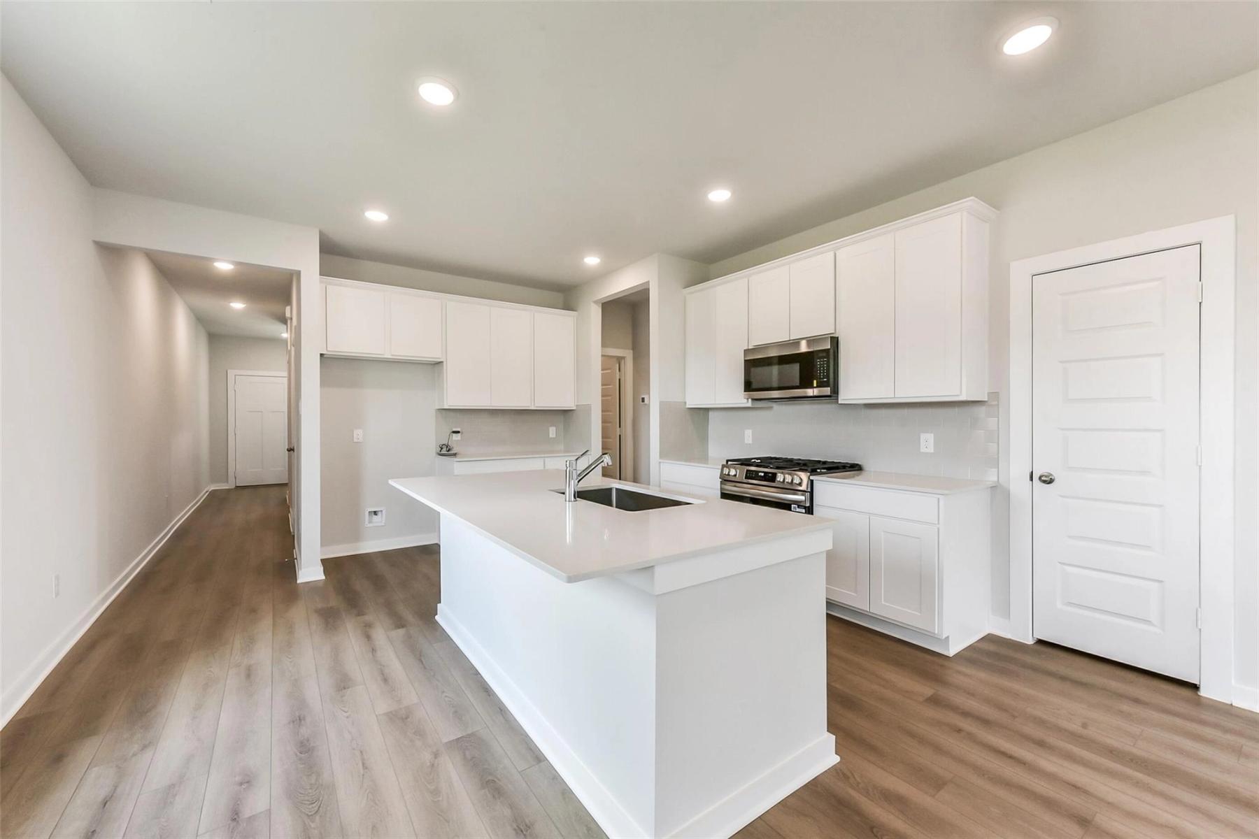 Image 2 of Davidson Homes' New Home at 1984 Brookpointe