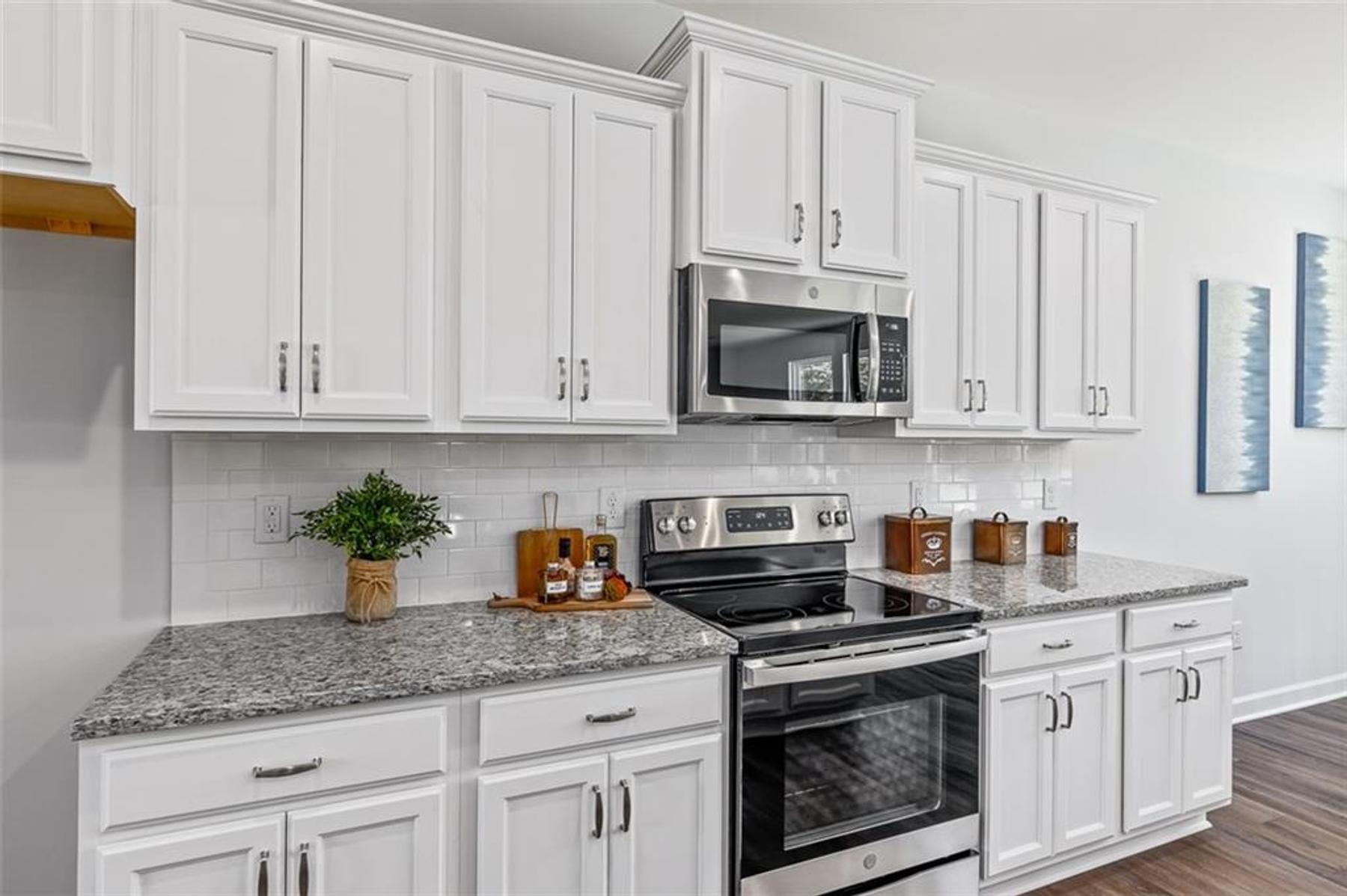 Image 14 of Davidson Homes' New Home at 601 Grand Wehunt Drive