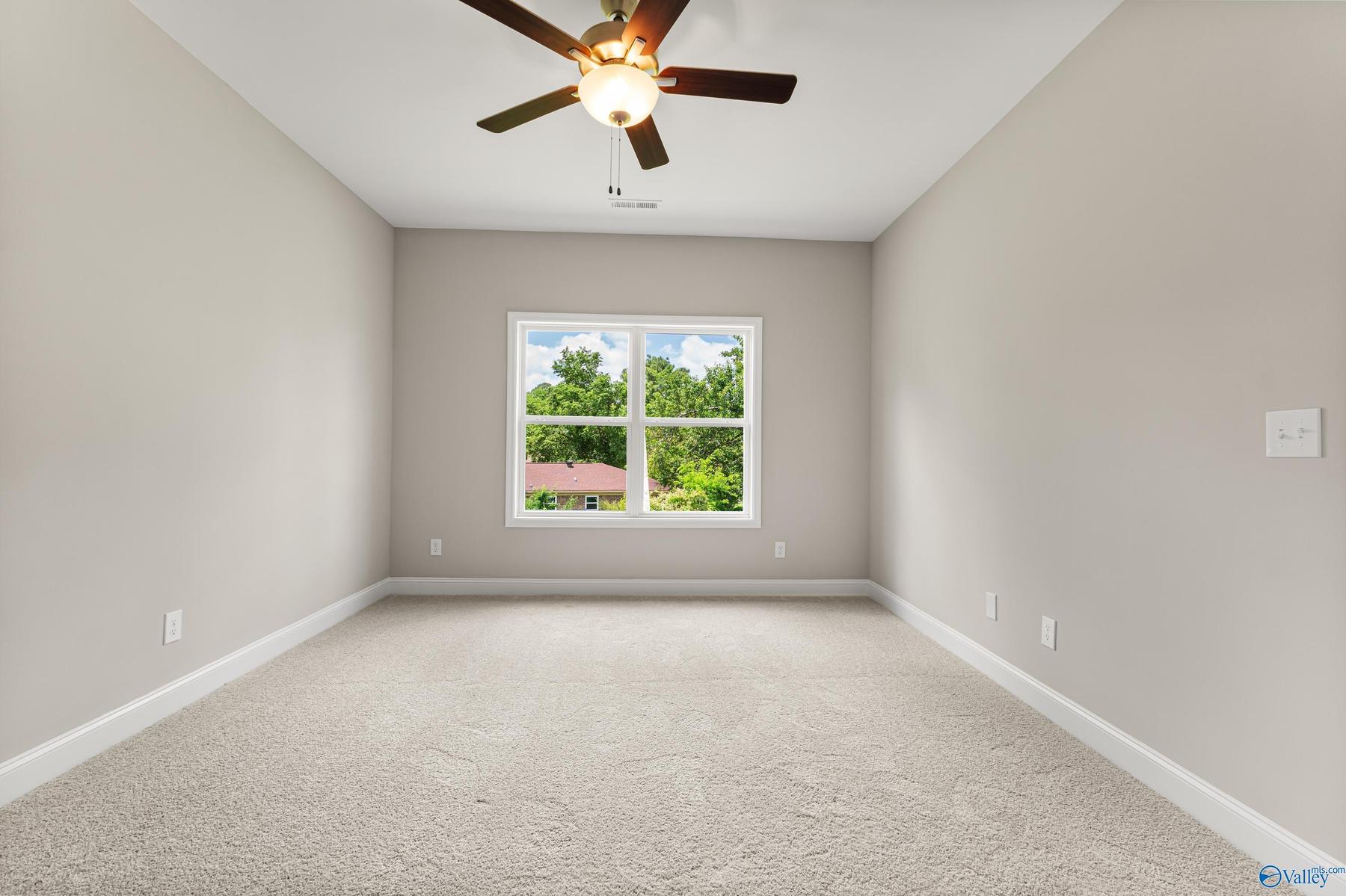Image 3 of Davidson Homes' New Home at 229 Jerrie Lynn Boulevard