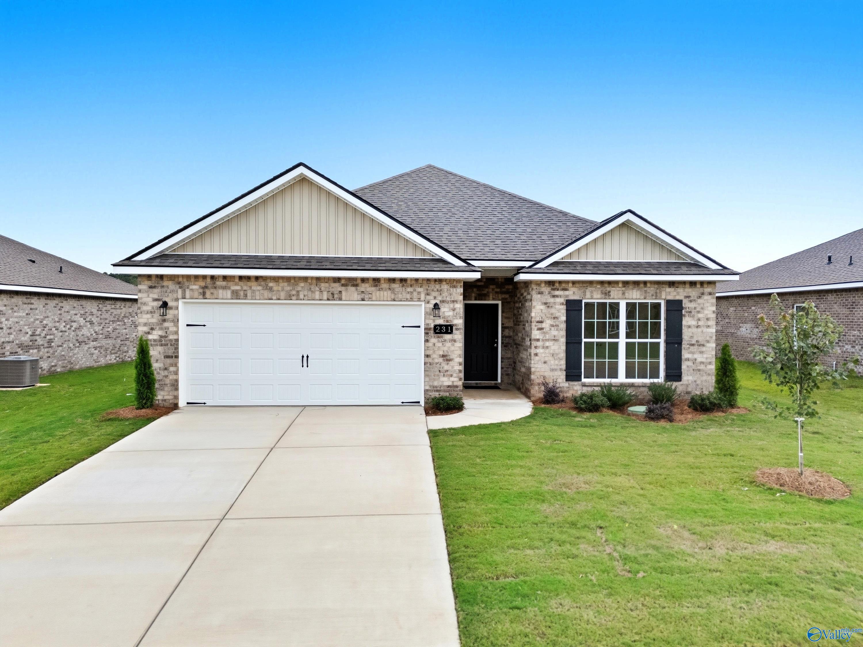 Image 2 of Davidson Homes' New Home at 231 Jerrie Lynn Boulevard