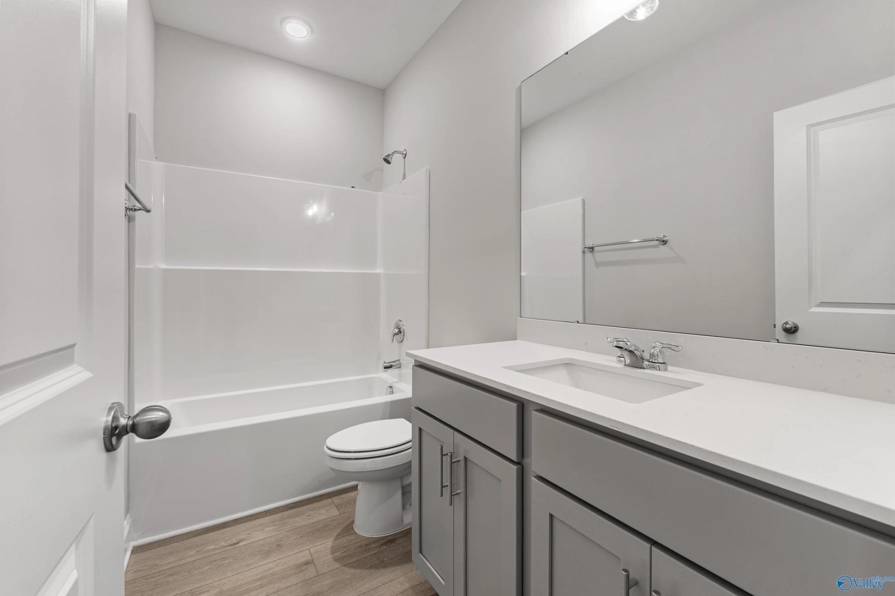 Image 4 of Davidson Homes' New Home at 171 River Pointe Drive