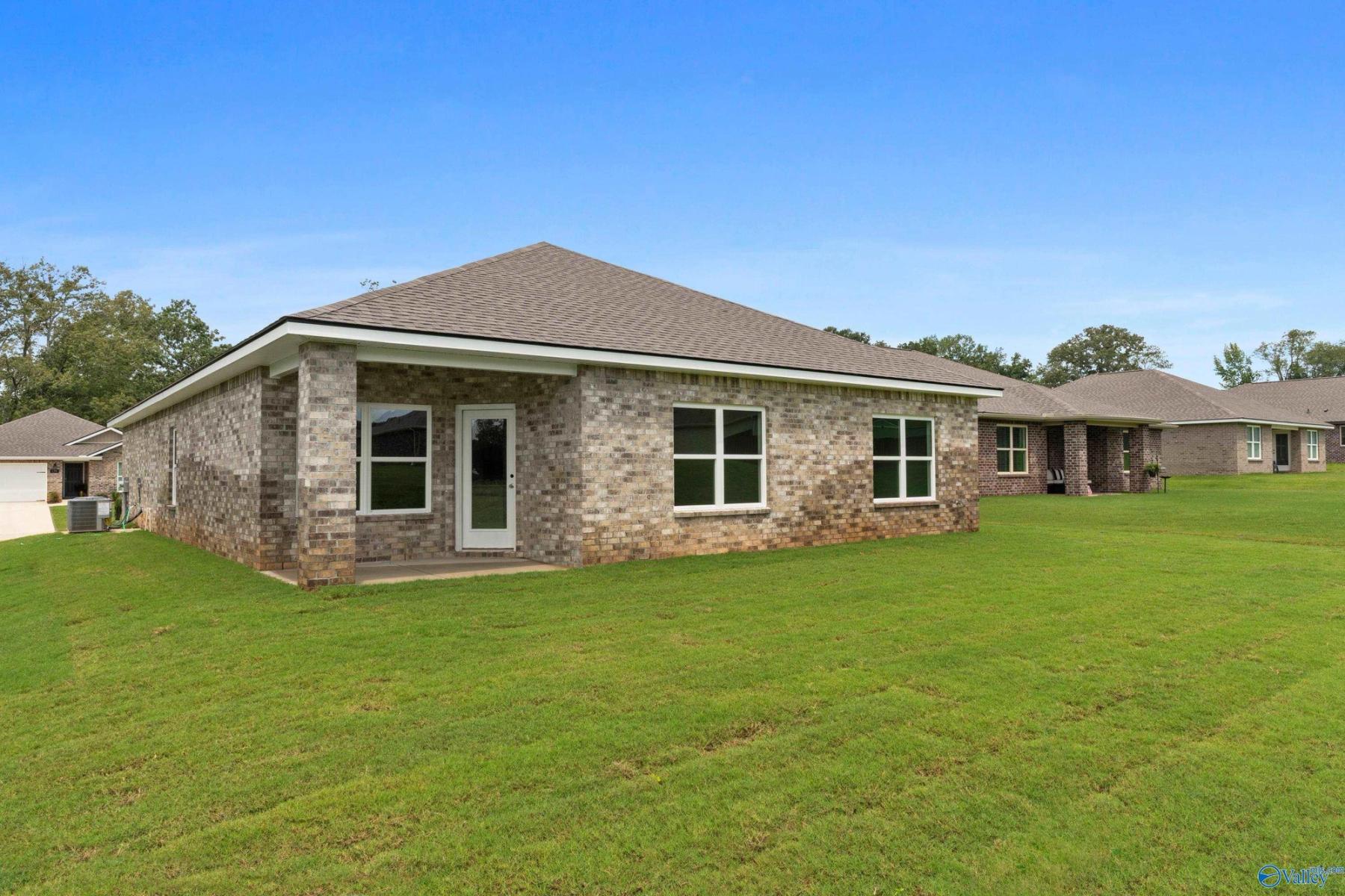 Image 26 of Davidson Homes' New Home at 171 River Pointe Drive