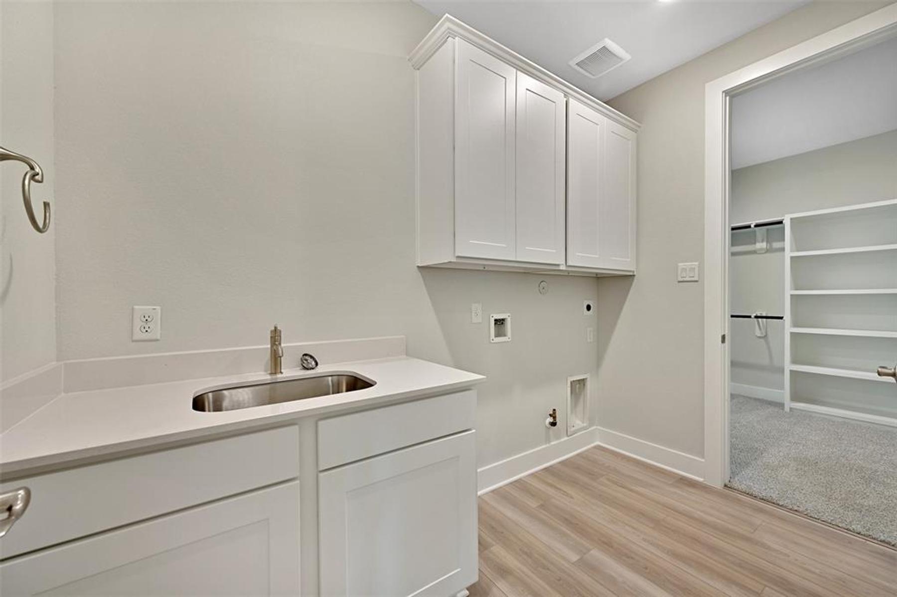 Image 27 of Davidson Homes' New Home at 3318 Salton Sea Lane