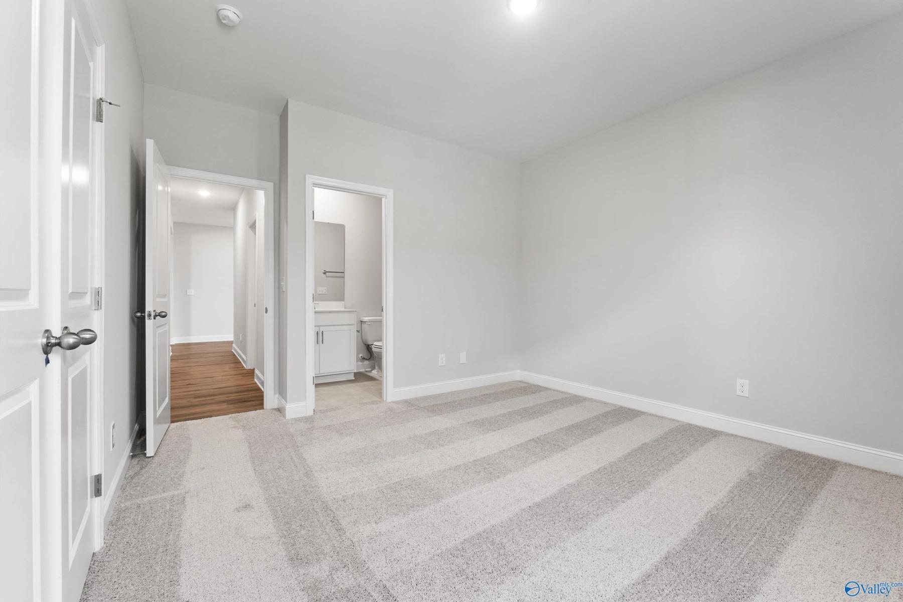 Image 18 of Davidson Homes' New Home at 102 Goodwood Lane